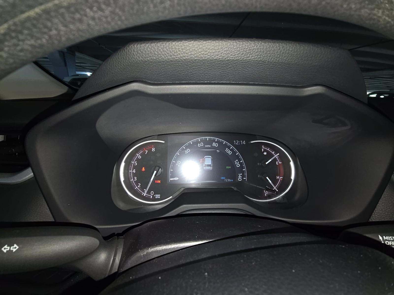 2025 Toyota RAV4 XLE FWD