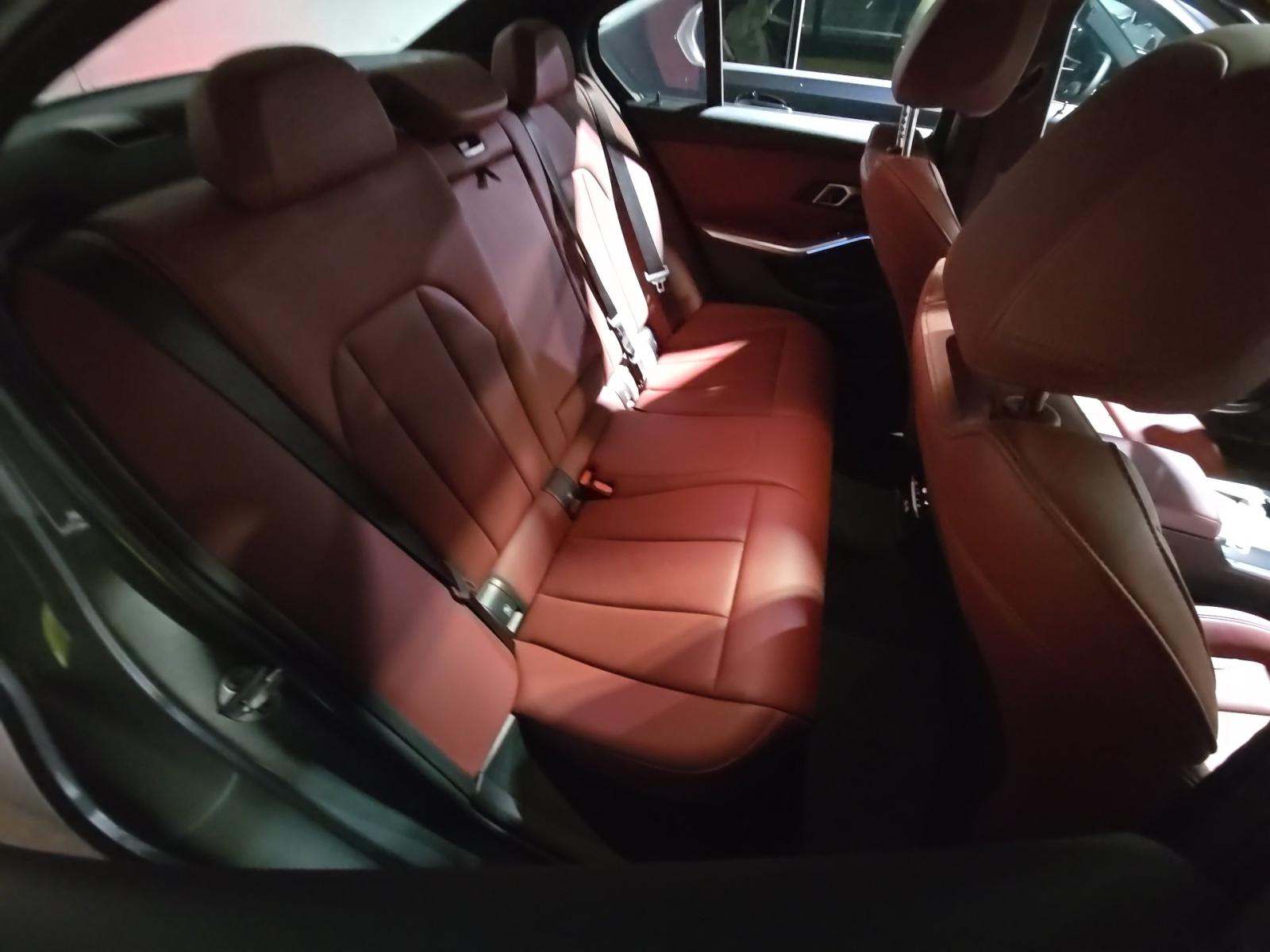 2025 BMW 3 Series 330i xDrive AWD