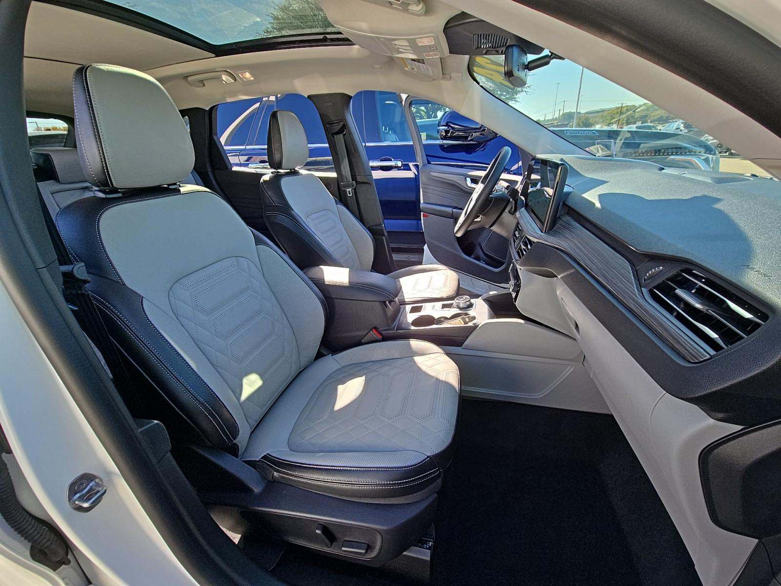 2024 Ford Escape Platinum AWD