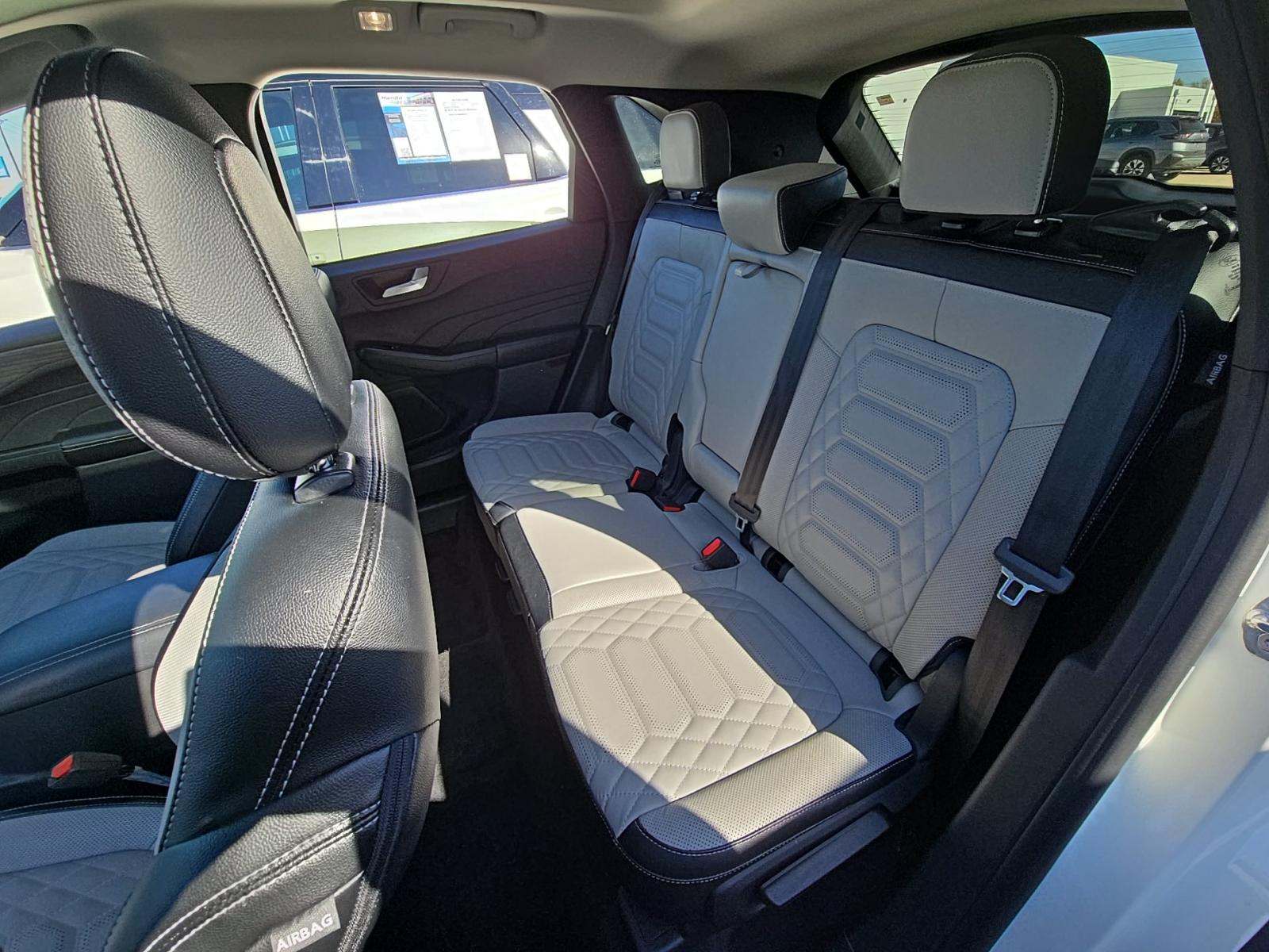 2024 Ford Escape Platinum AWD