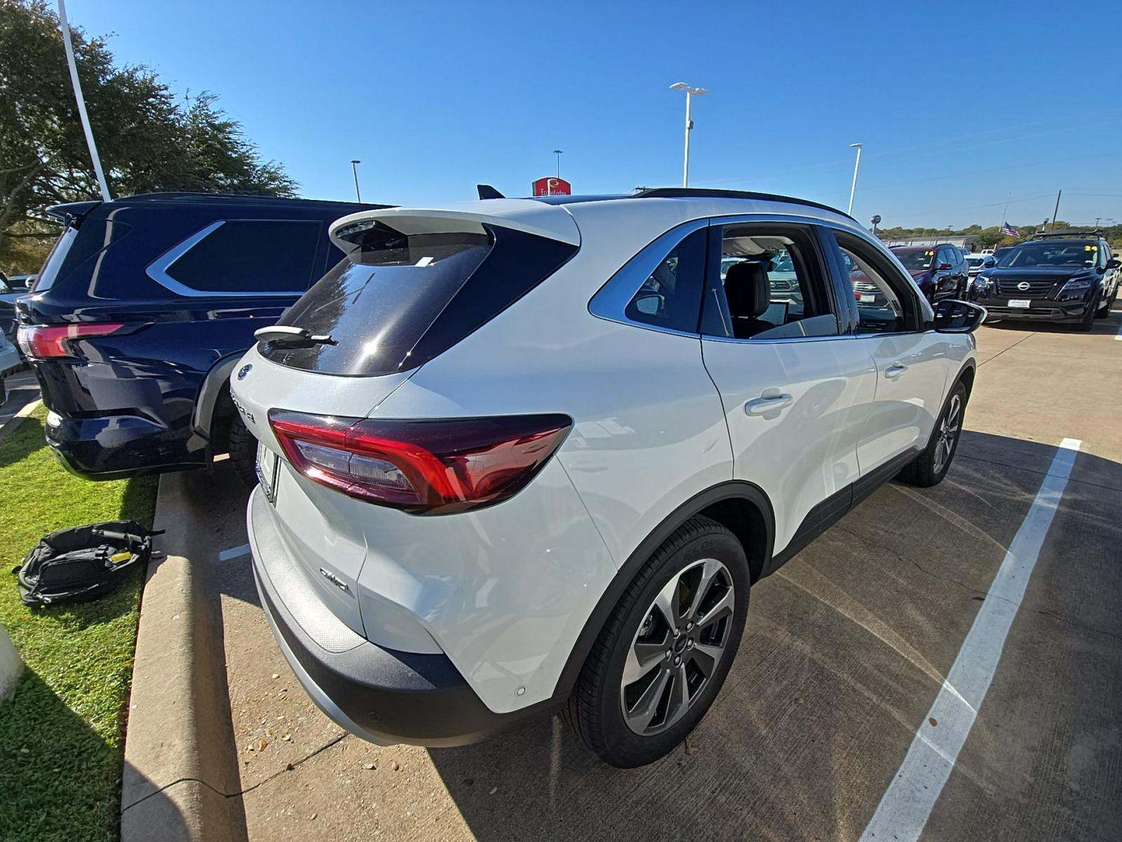 2024 Ford Escape Platinum AWD