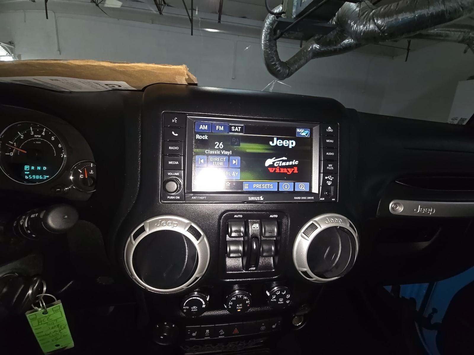 2017 Jeep Wrangler Unlimited Sahara AWD