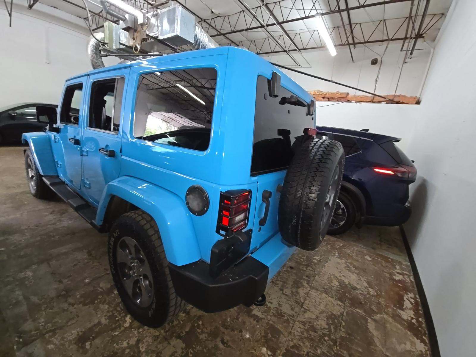 2017 Jeep Wrangler Unlimited Sahara AWD