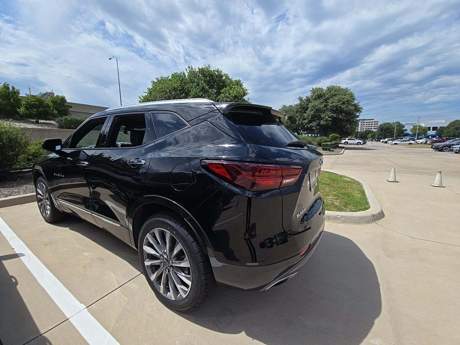 CHEVROLET BLAZER - 2