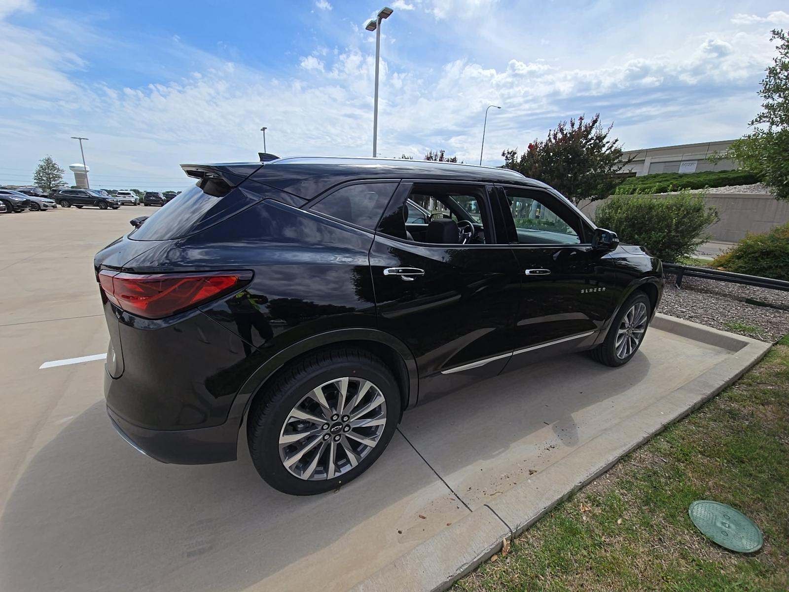 CHEVROLET BLAZER - 3