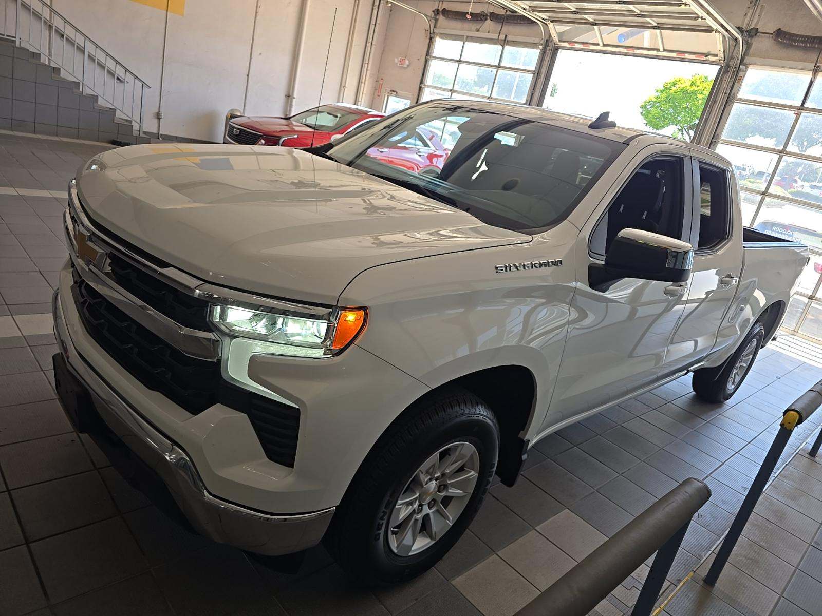 2025 Chevrolet Silverado 1500 LT RWD