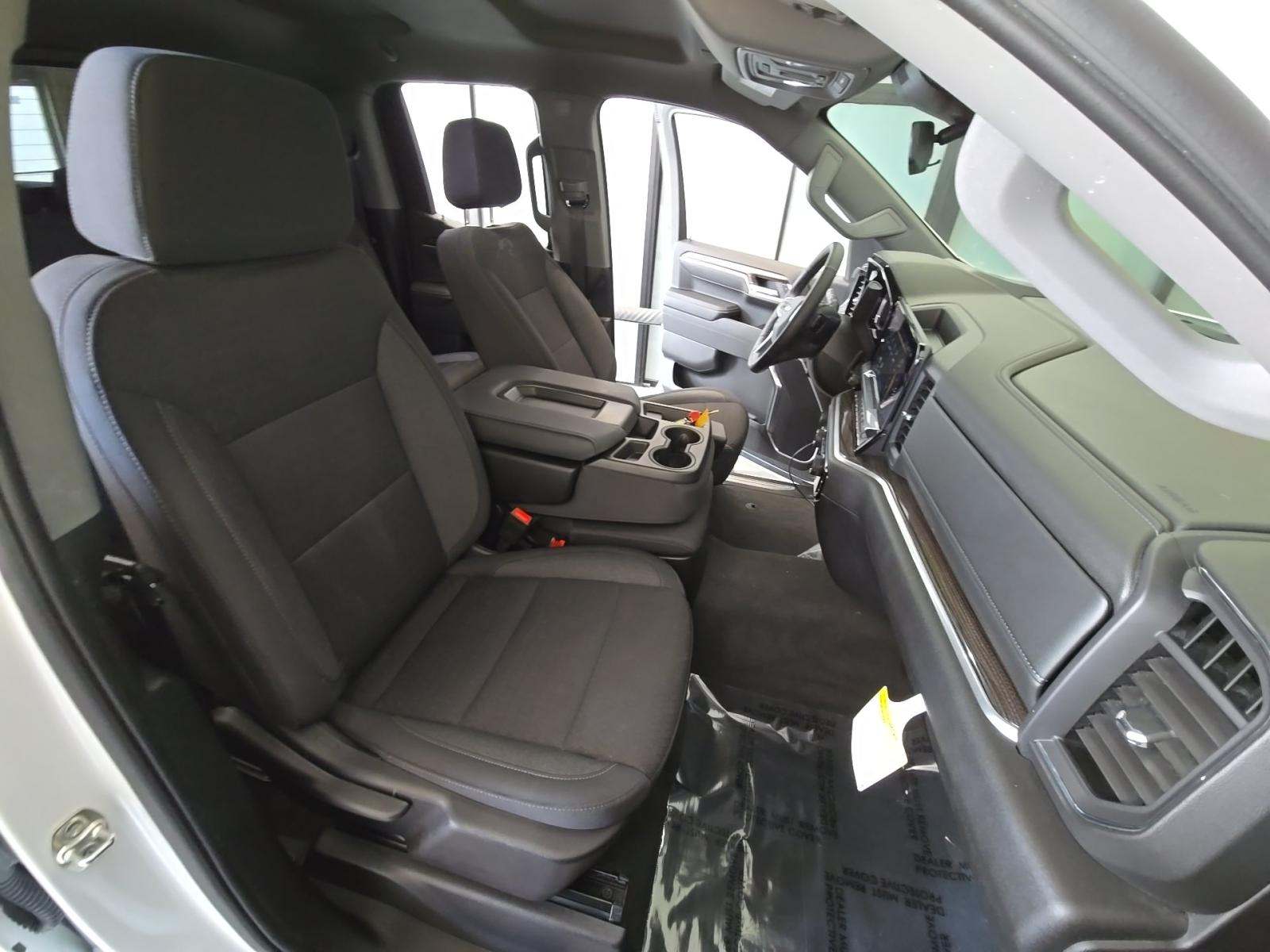 2025 Chevrolet Silverado 1500 LT RWD