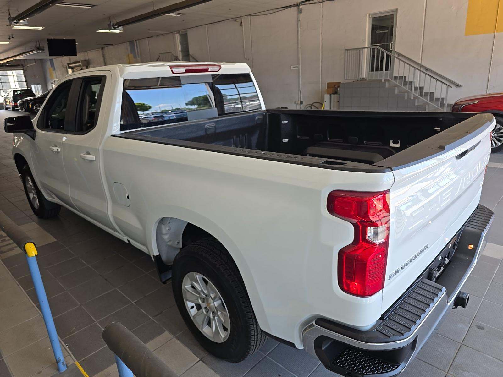 2025 Chevrolet Silverado 1500 LT RWD