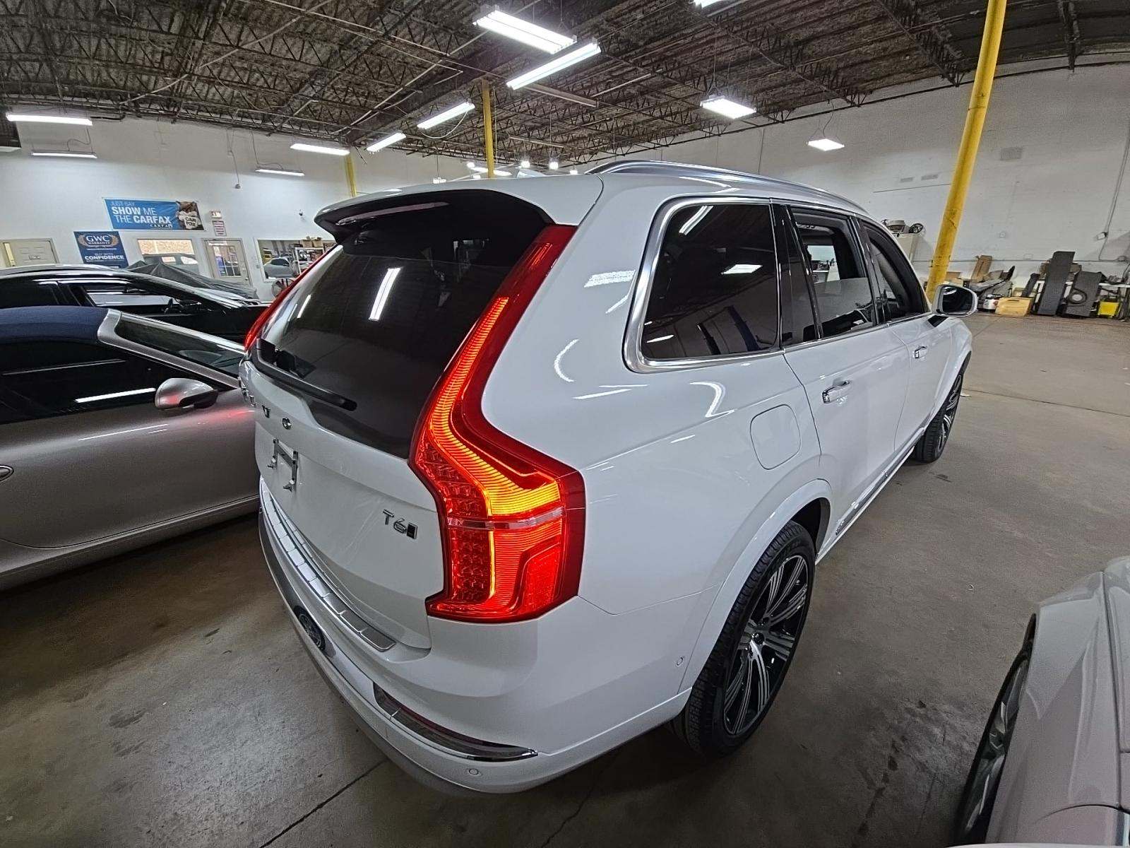 2022 Volvo XC90 T6 Inscription AWD
