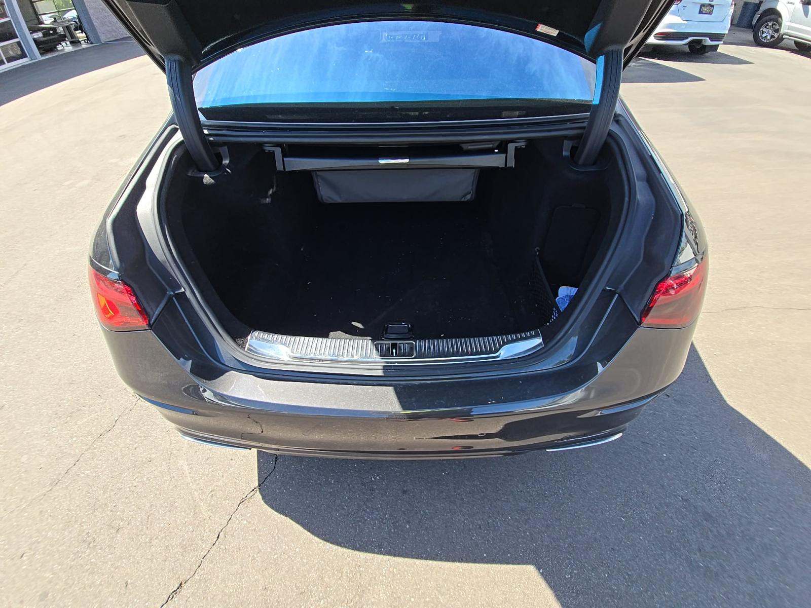 MERCEDES-BENZ S-CLASS - 10
