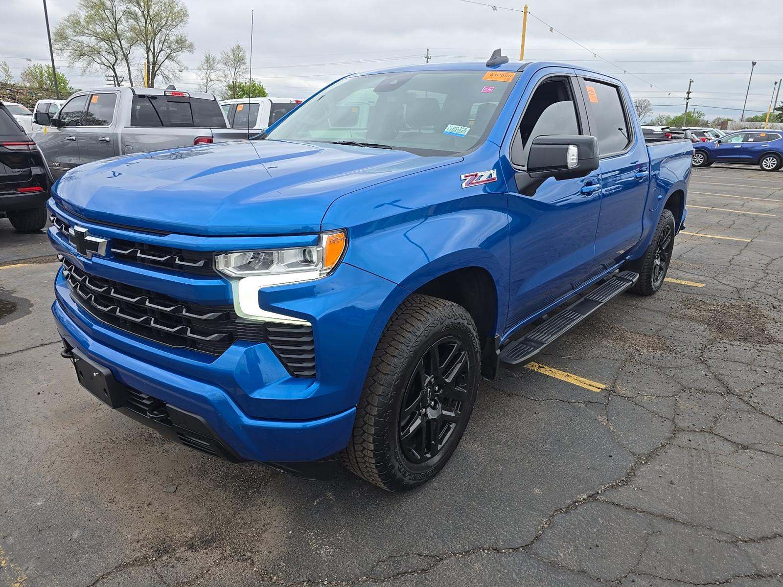 2022 Chevrolet Silverado 1500 RST AWD