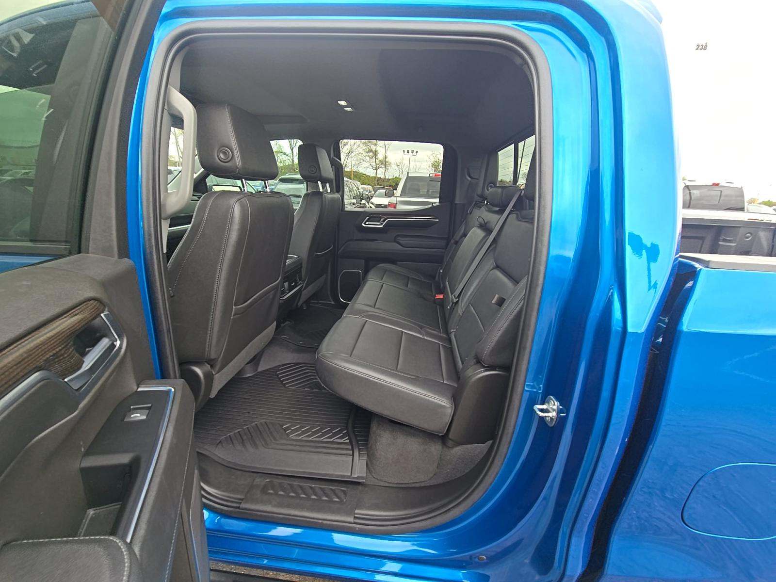 2022 Chevrolet Silverado 1500 RST AWD