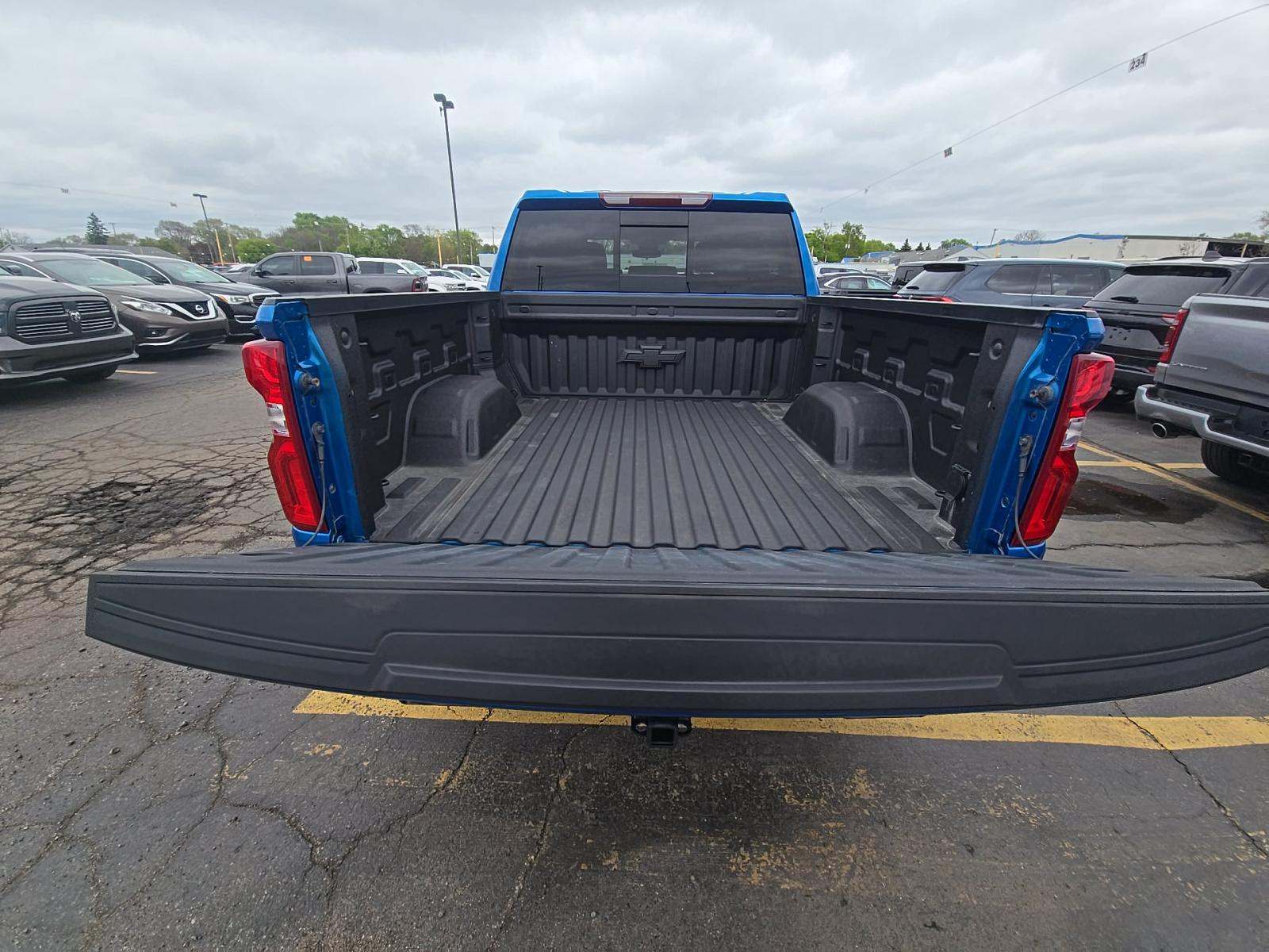 2022 Chevrolet Silverado 1500 RST AWD