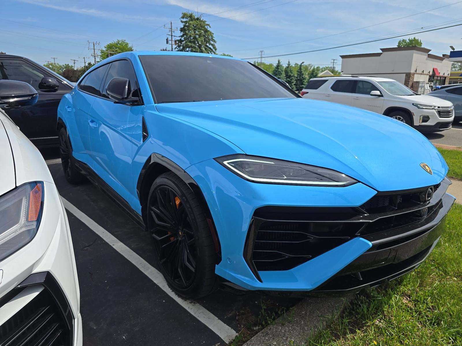 2025 Lamborghini Urus Plug-In Hybrid SE AWD