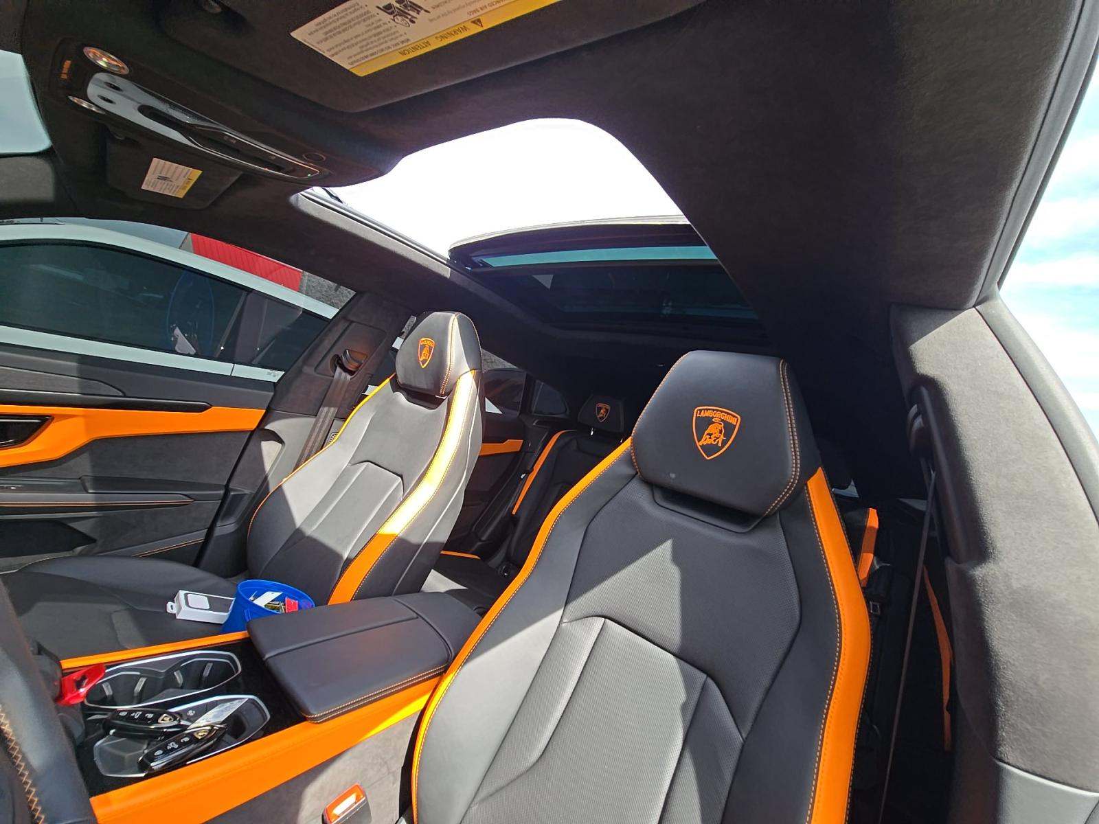 2025 Lamborghini Urus Plug-In Hybrid SE AWD