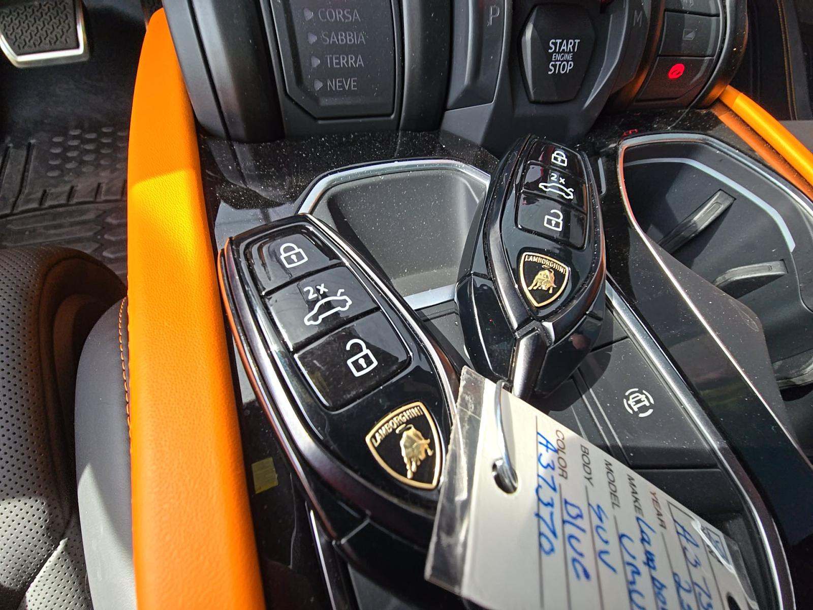 2025 Lamborghini Urus Plug-In Hybrid SE AWD