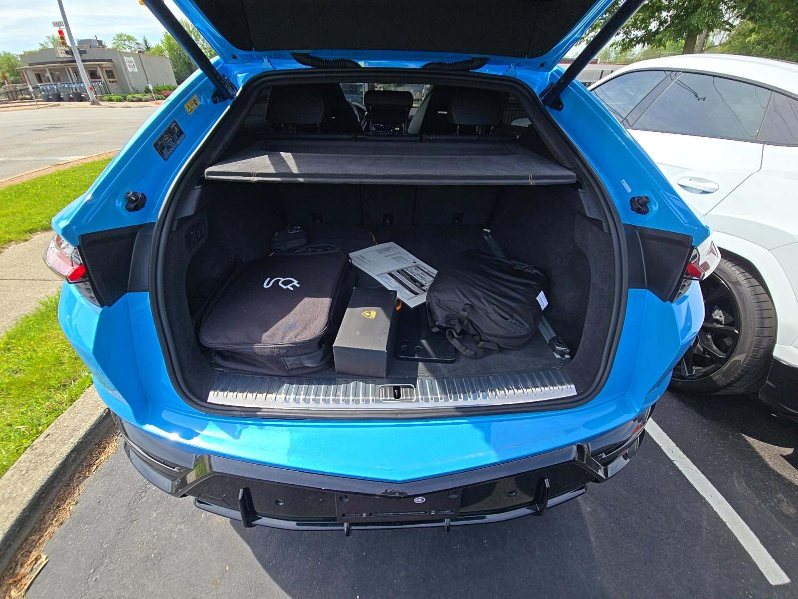 2025 Lamborghini Urus Plug-In Hybrid SE AWD