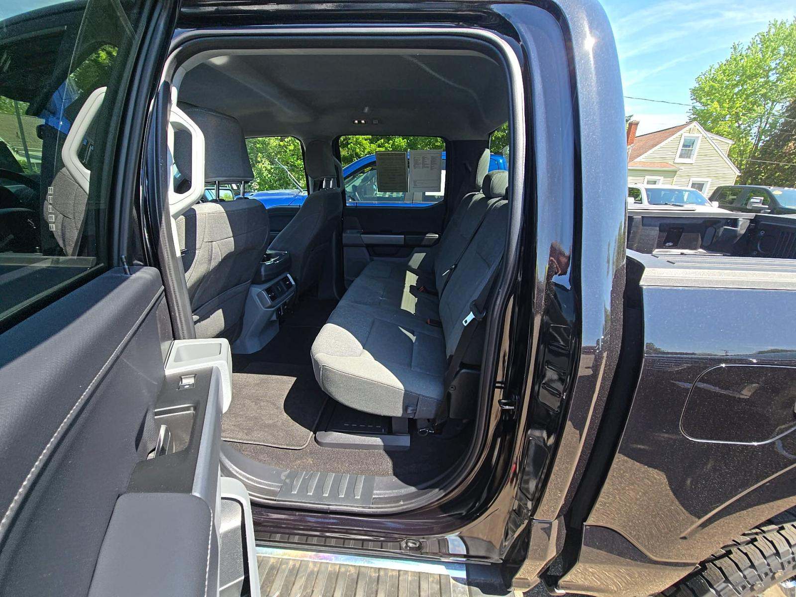 2024 Ford F-150 XLT AWD
