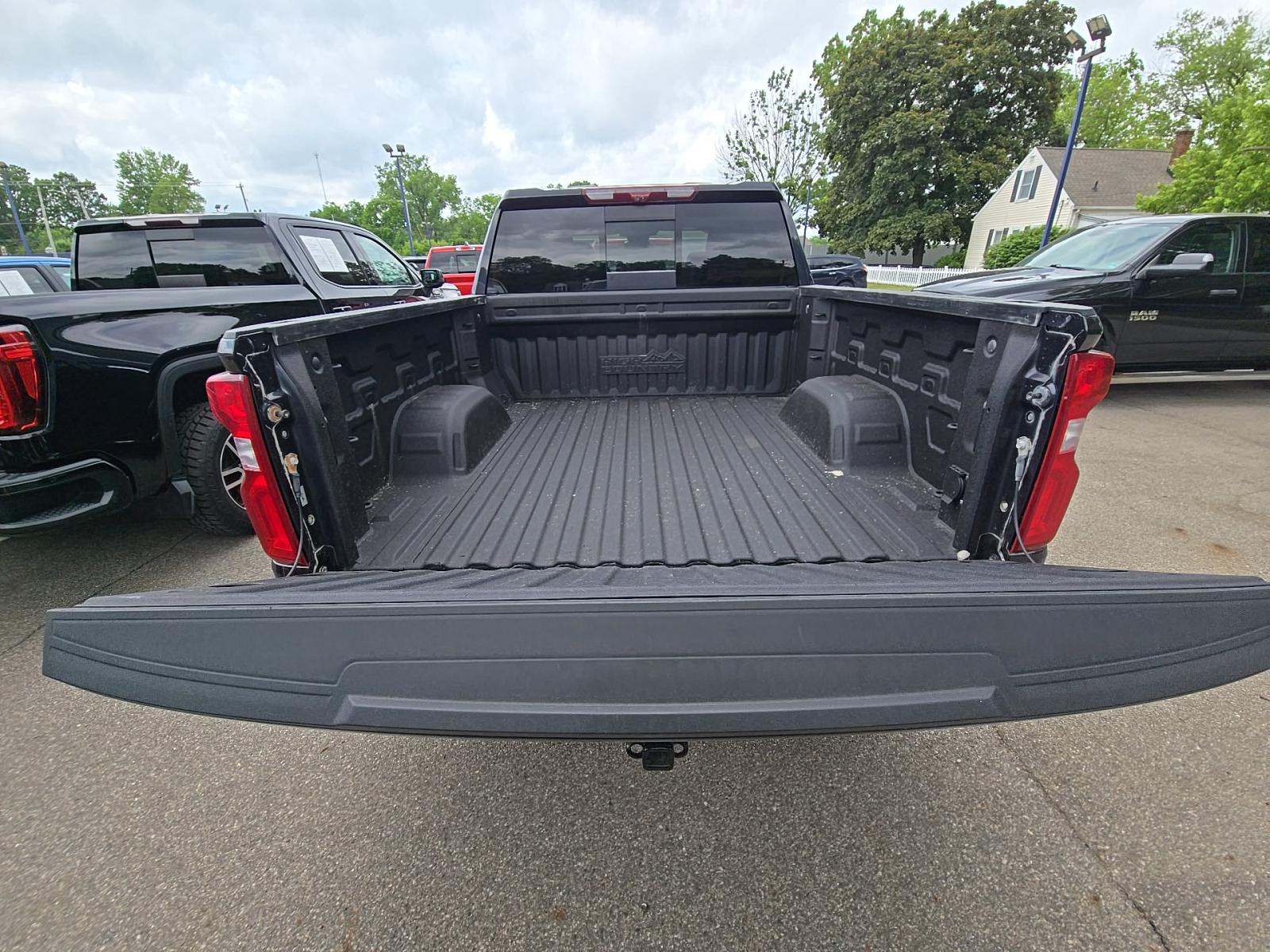 2023 Chevrolet Silverado 1500 High Country AWD