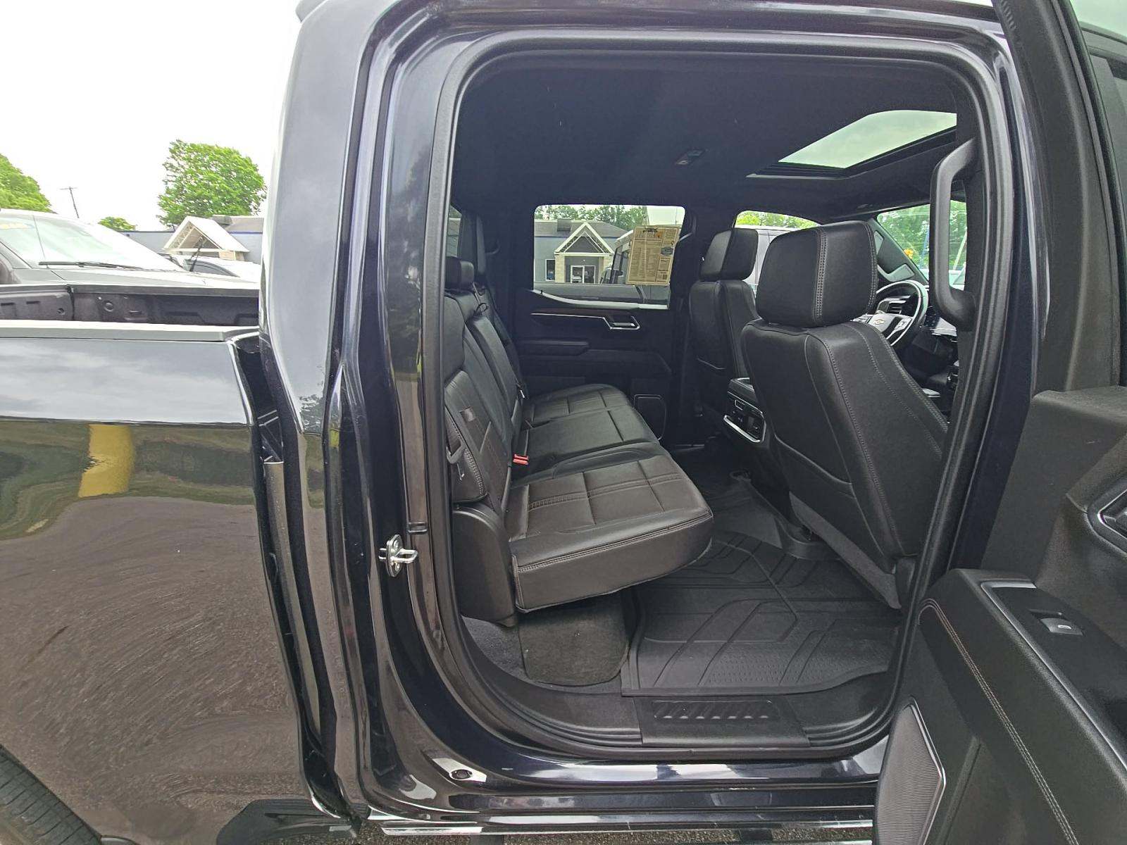 2023 Chevrolet Silverado 1500 High Country AWD
