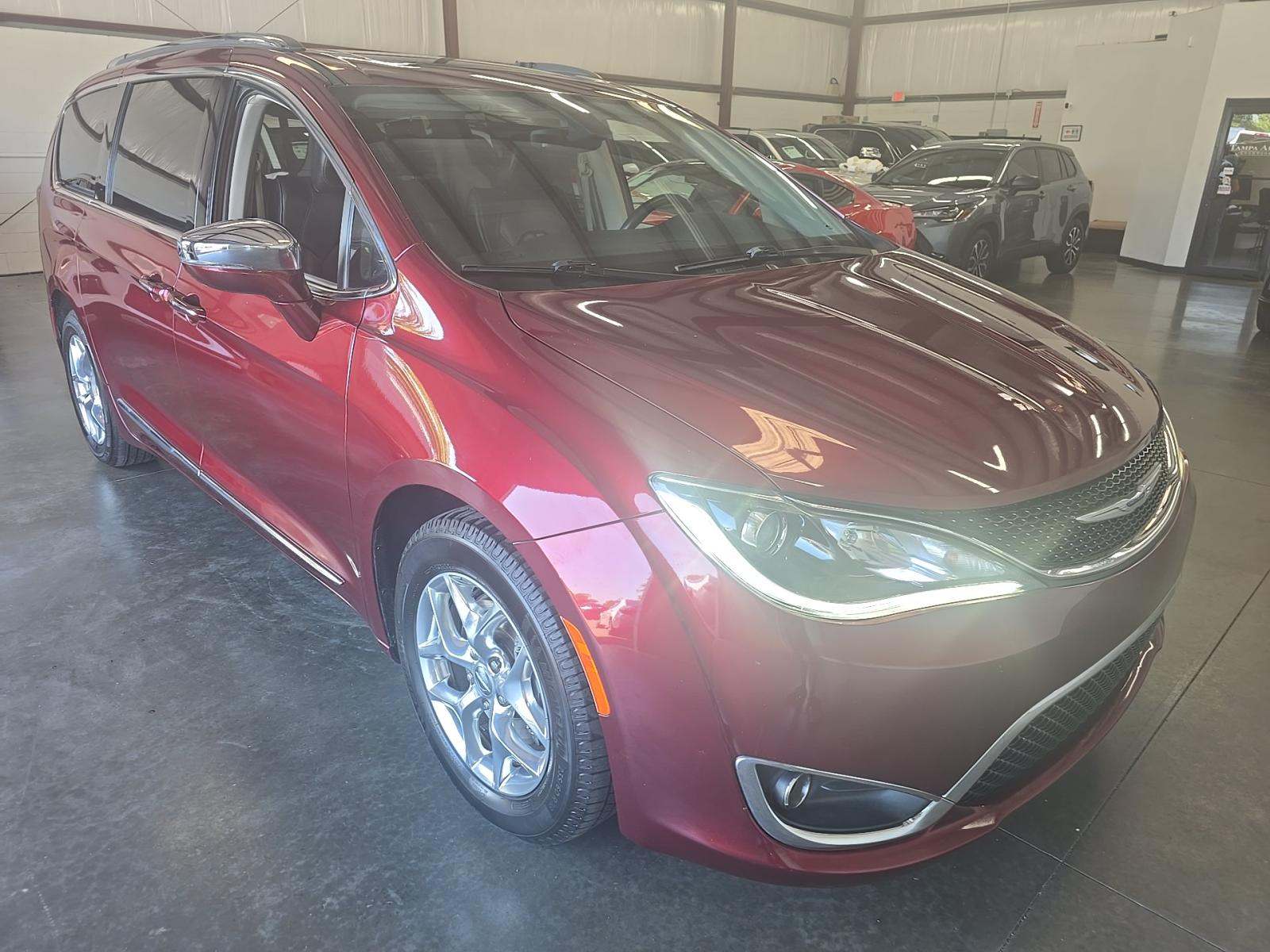 2019 Chrysler Pacifica Limited FWD