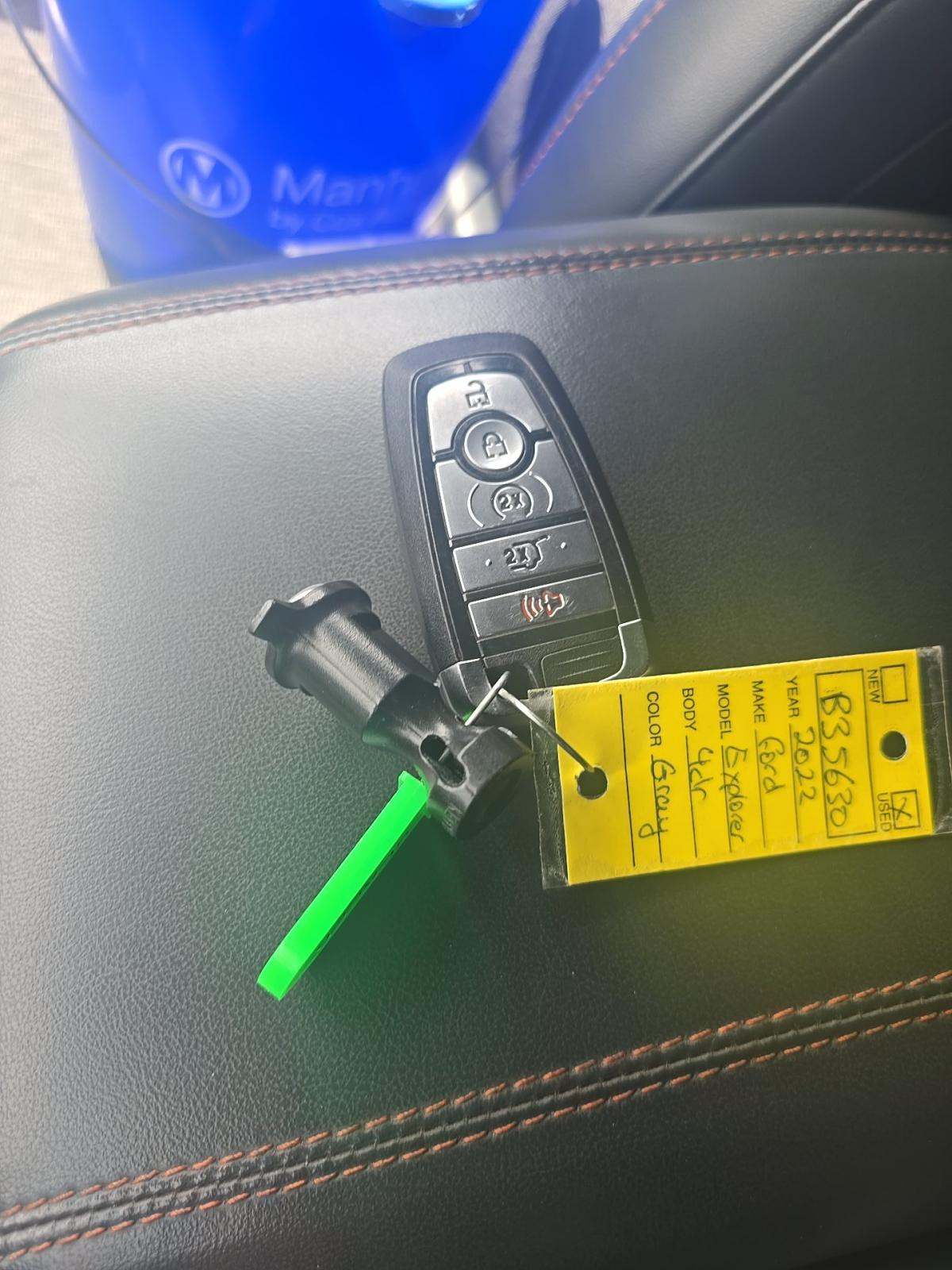 FORD EXPLORER - 8