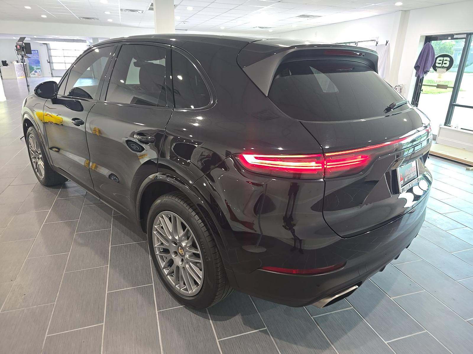 PORSCHE CAYENNE - 2