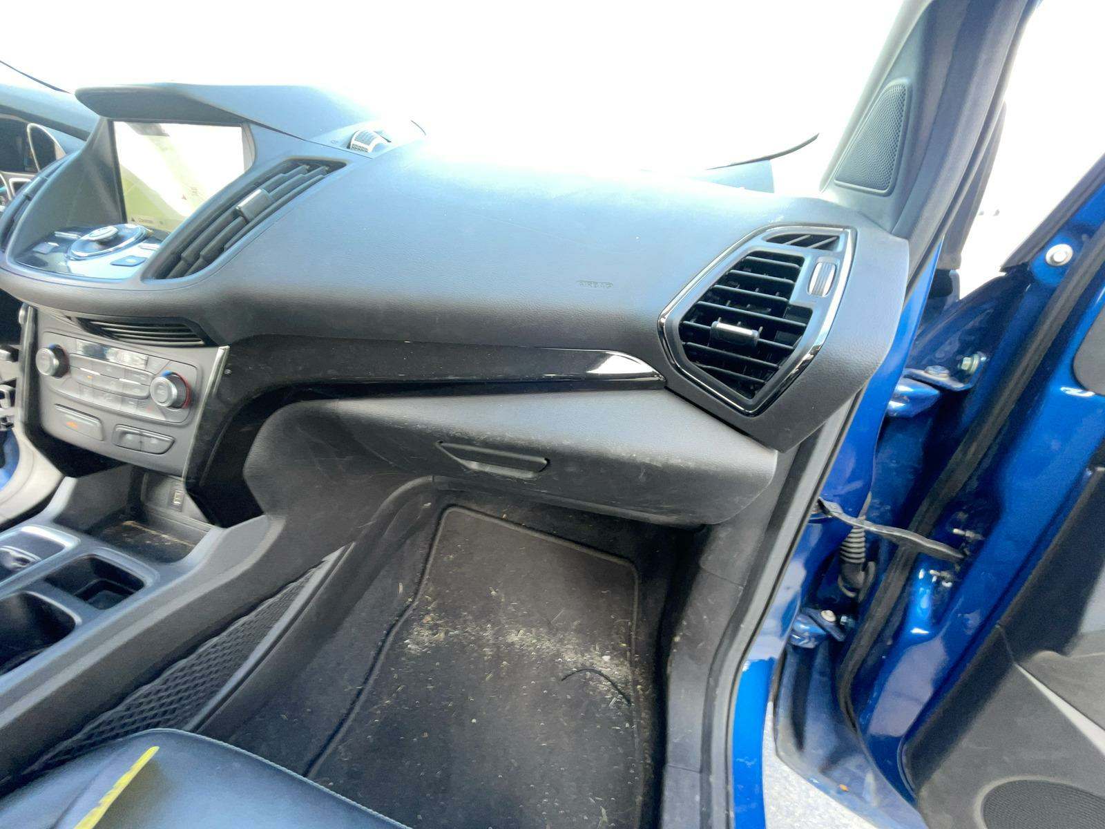 2017 Ford Escape Titanium FWD