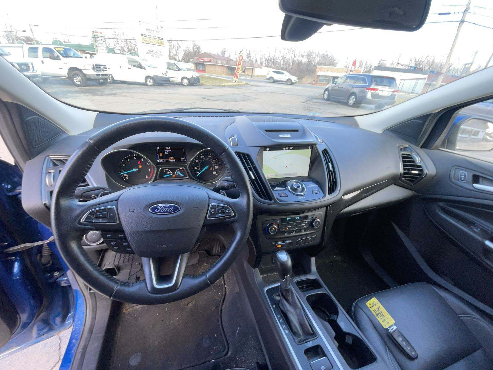 2017 Ford Escape Titanium FWD