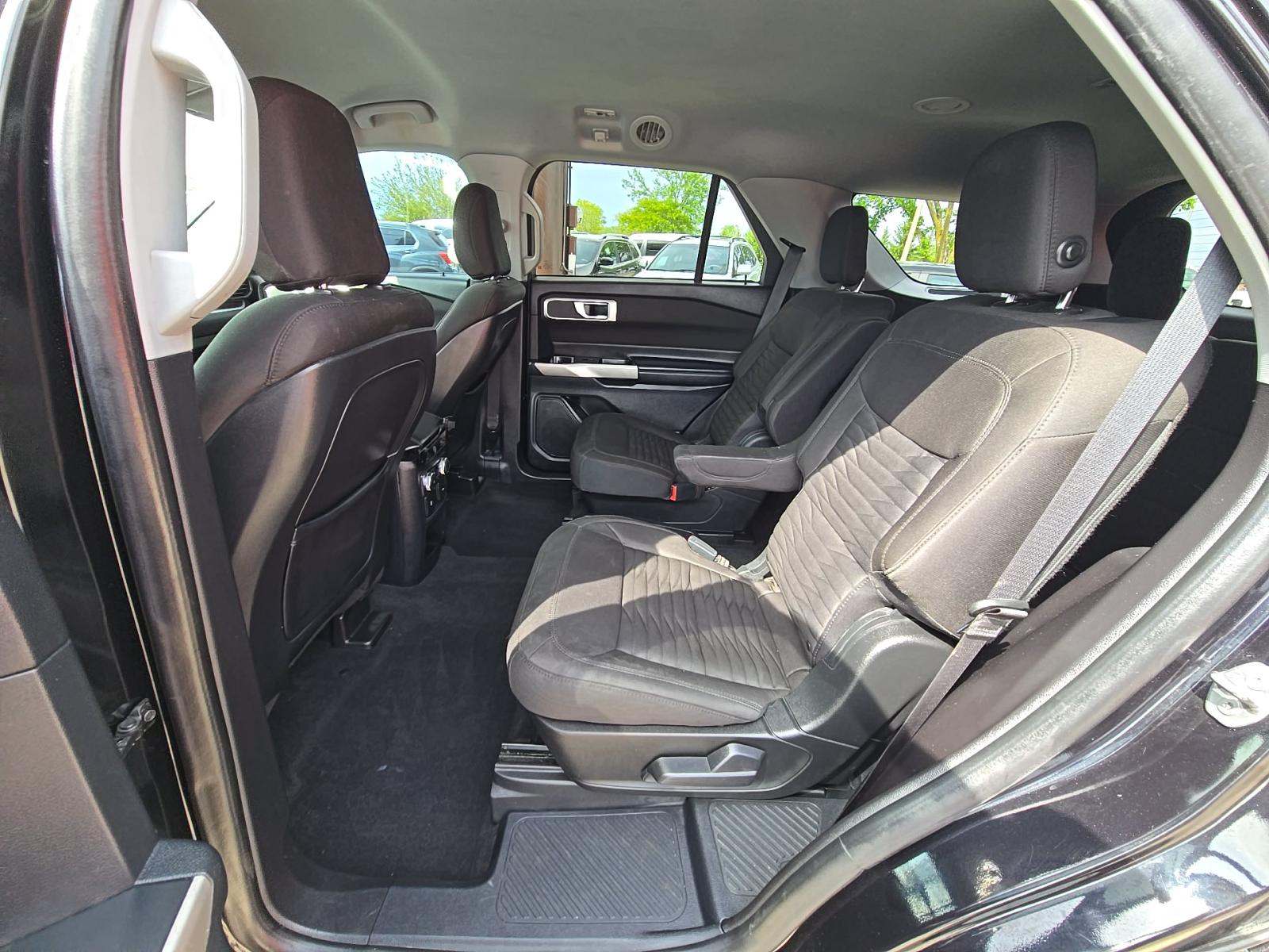 FORD EXPLORER - 9