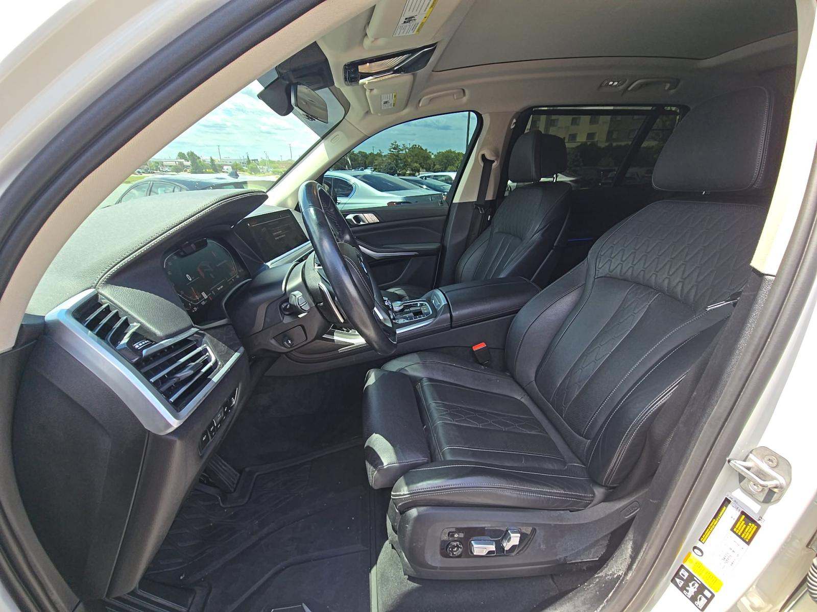 2022 BMW X7 xDrive40i AWD