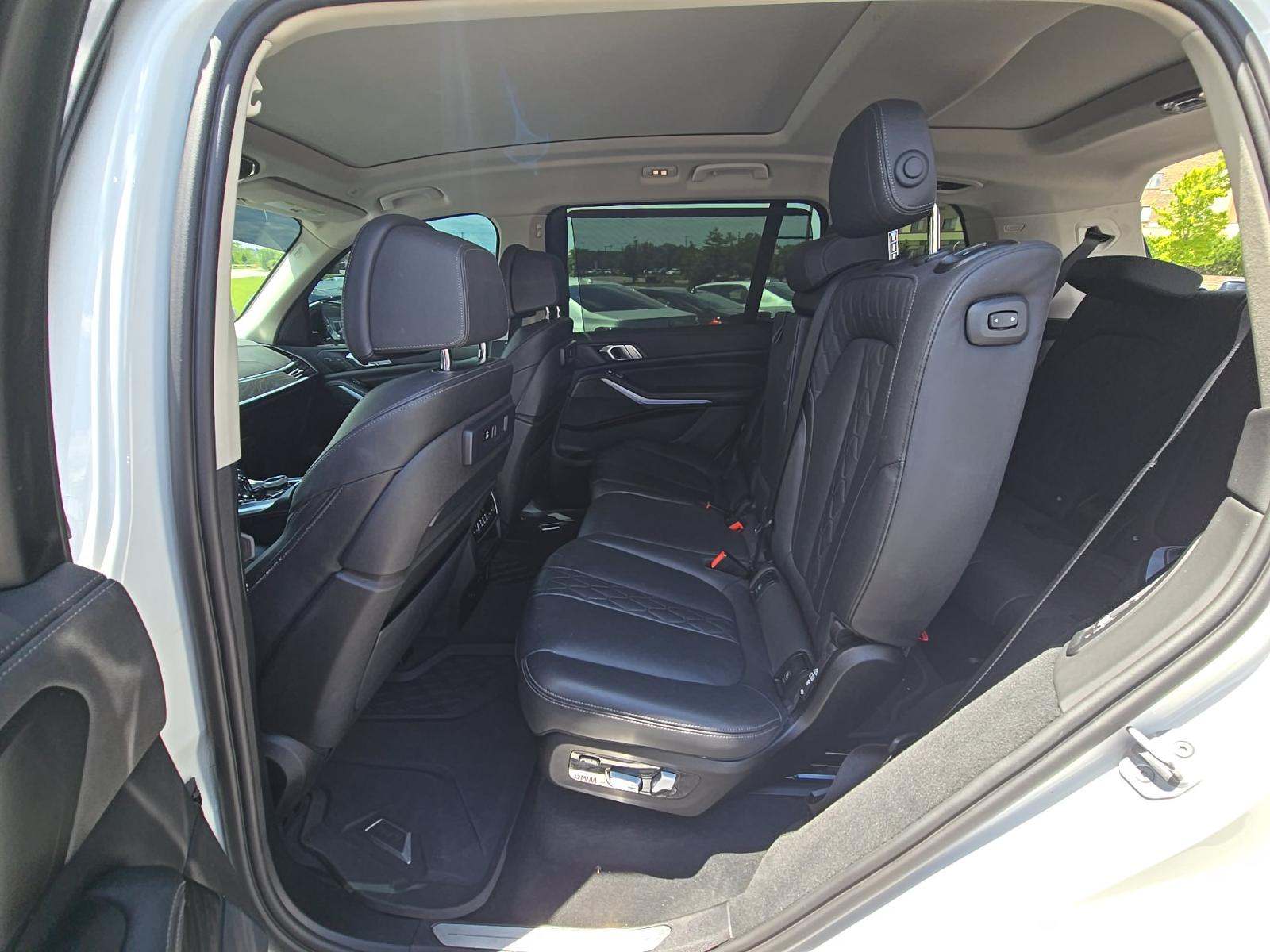 2022 BMW X7 xDrive40i AWD