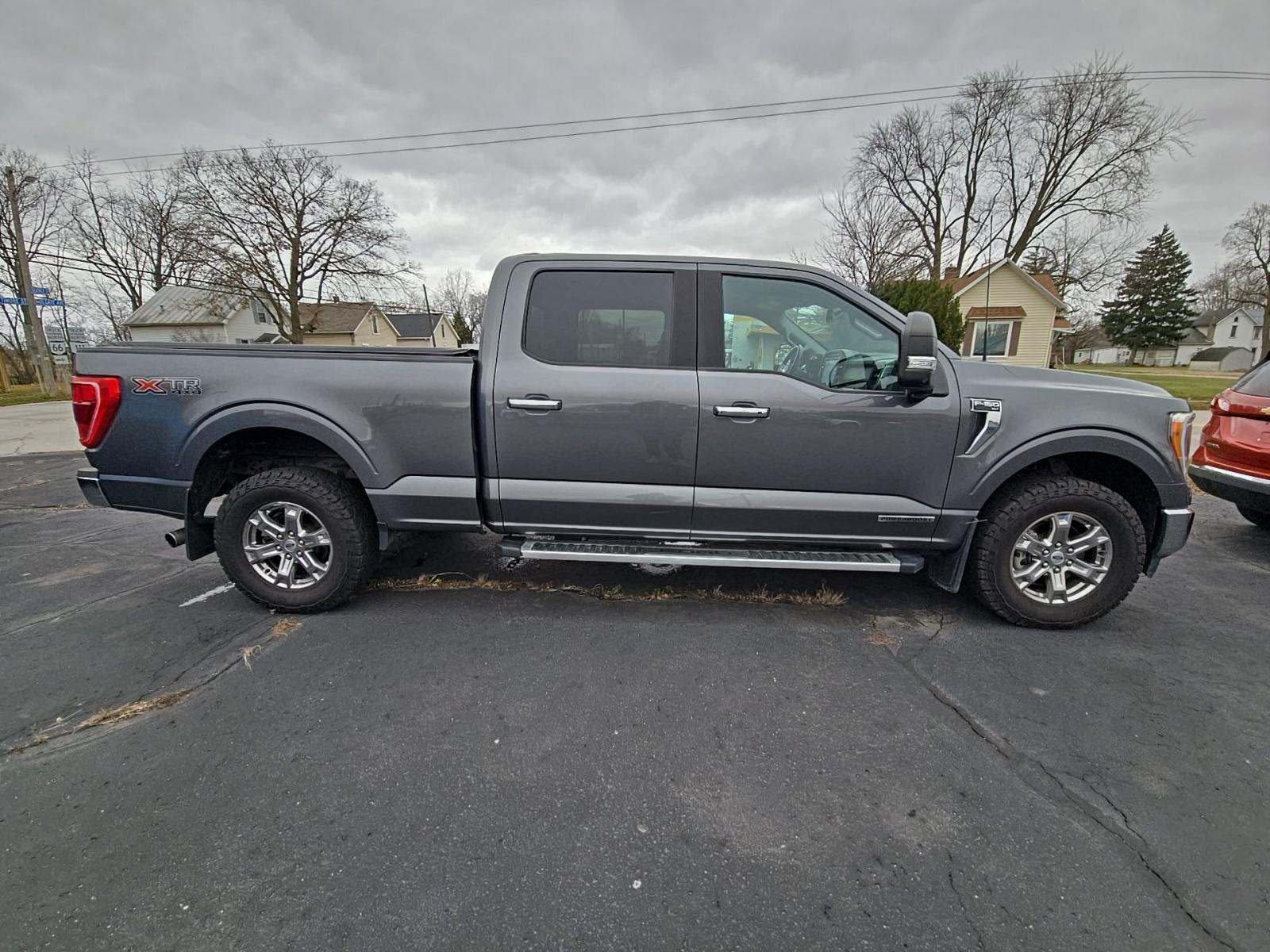 2022 Ford F-150 Hybrid XLT AWD