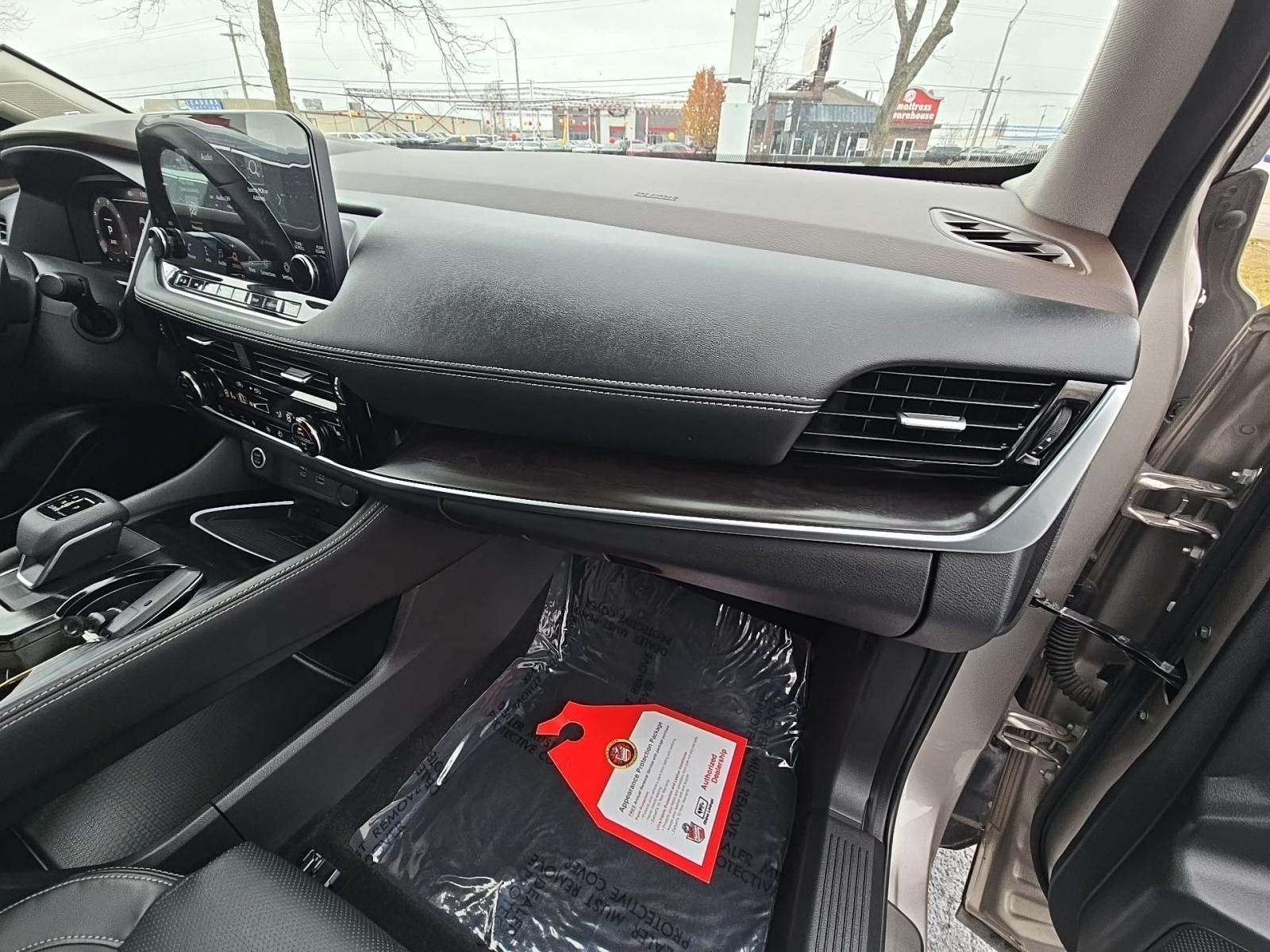 2022 Nissan Rogue Platinum AWD