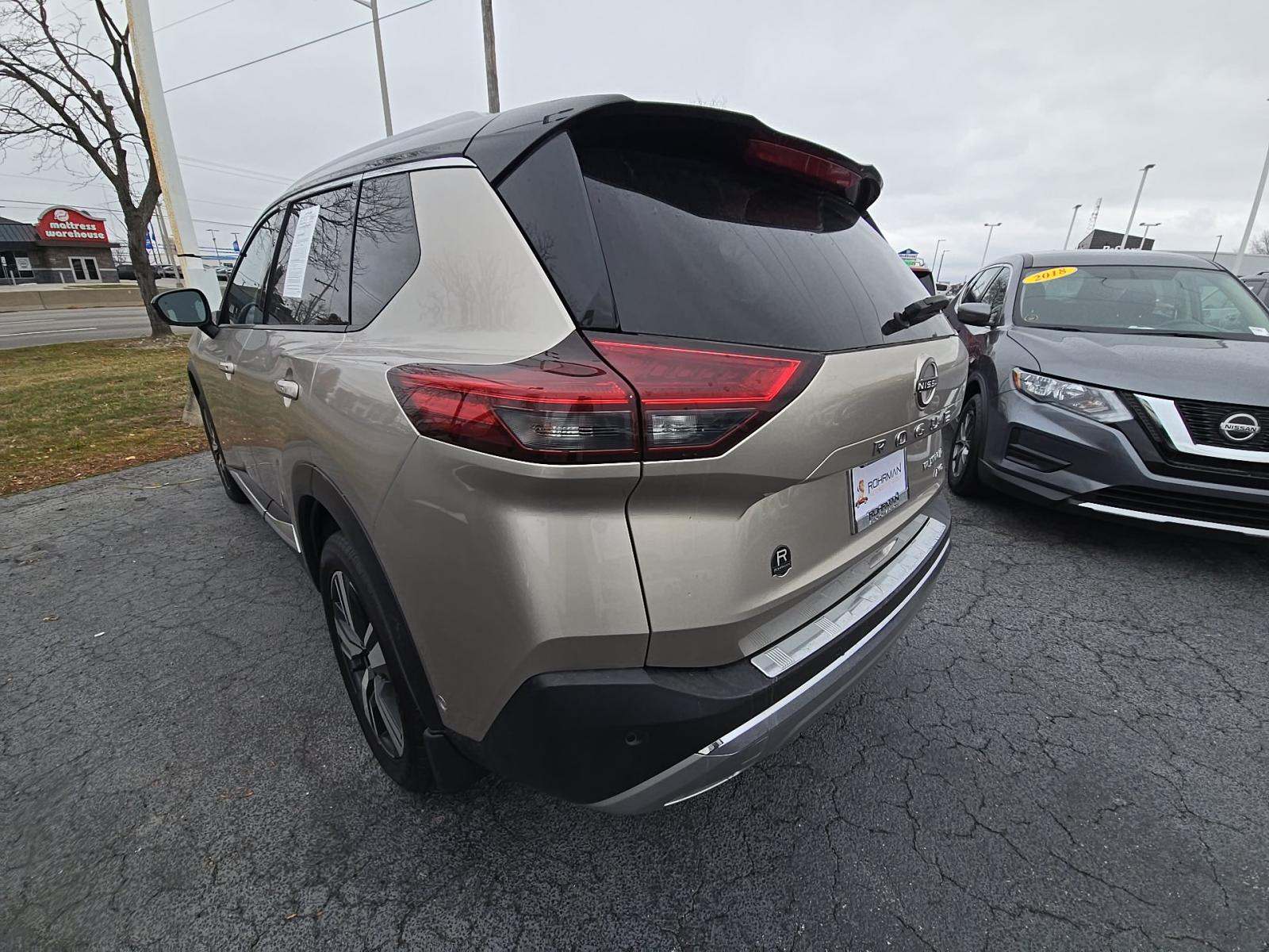 2022 Nissan Rogue Platinum AWD
