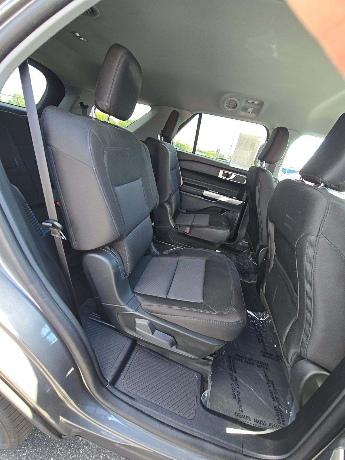 2023 Ford Explorer XLT RWD