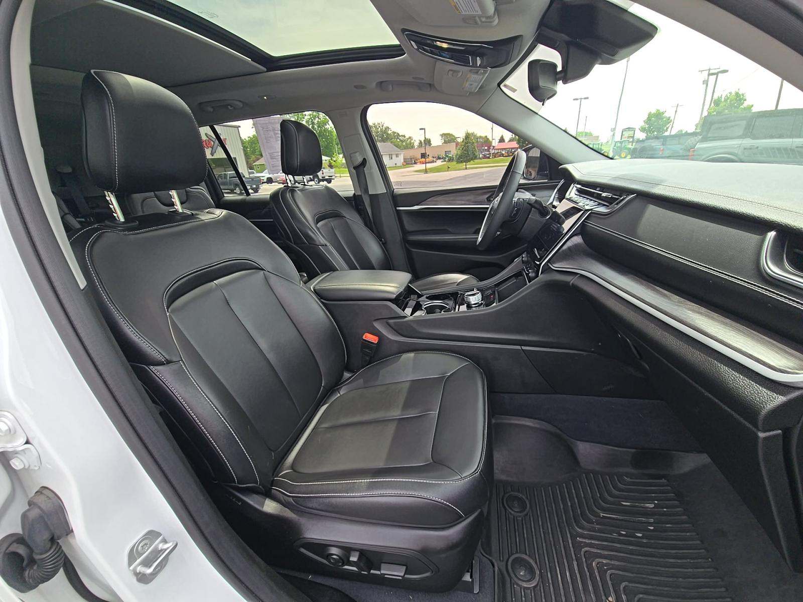 2023 Jeep Grand Cherokee L Limited AWD
