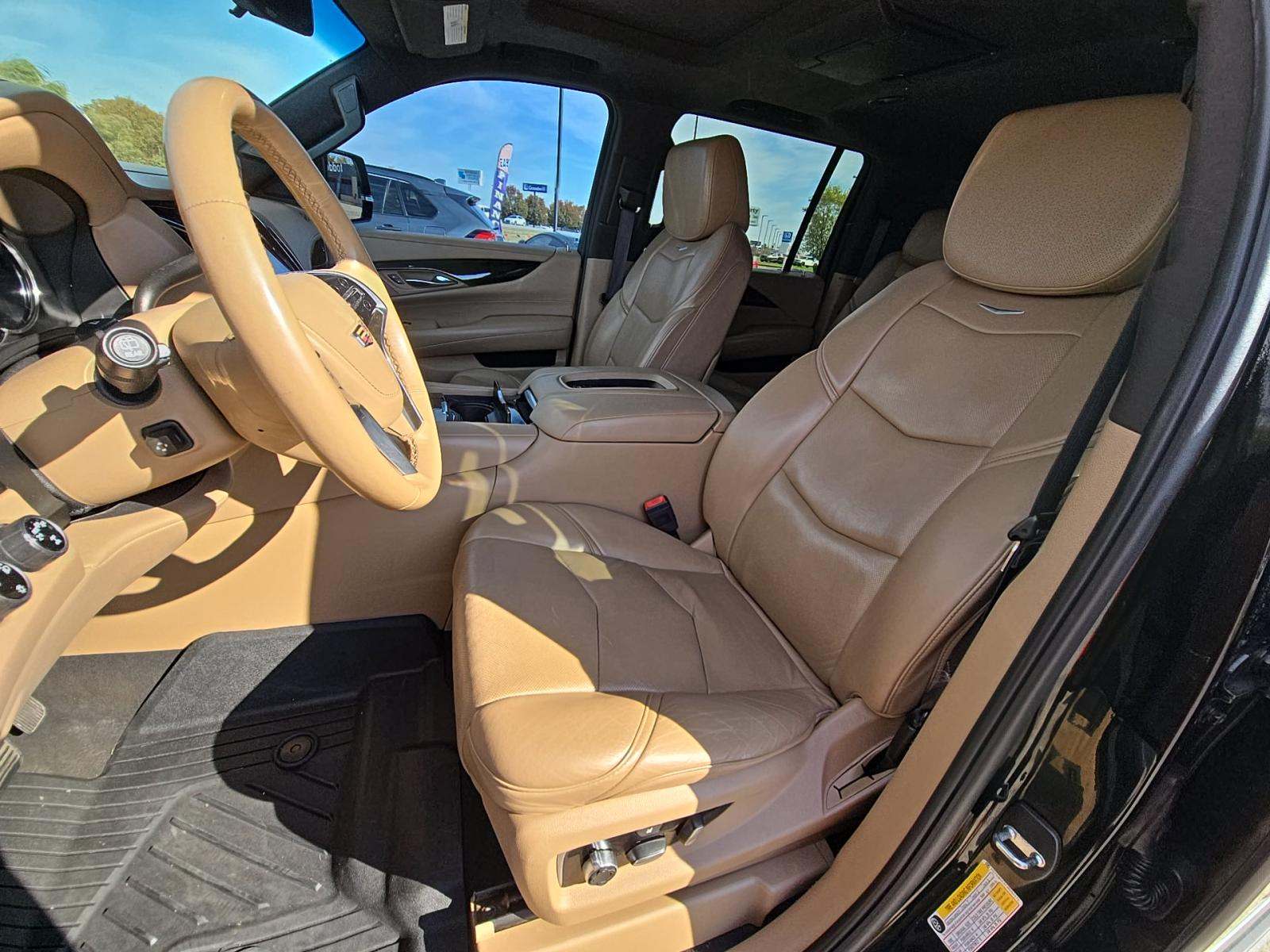 2018 Cadillac Escalade ESV Platinum AWD