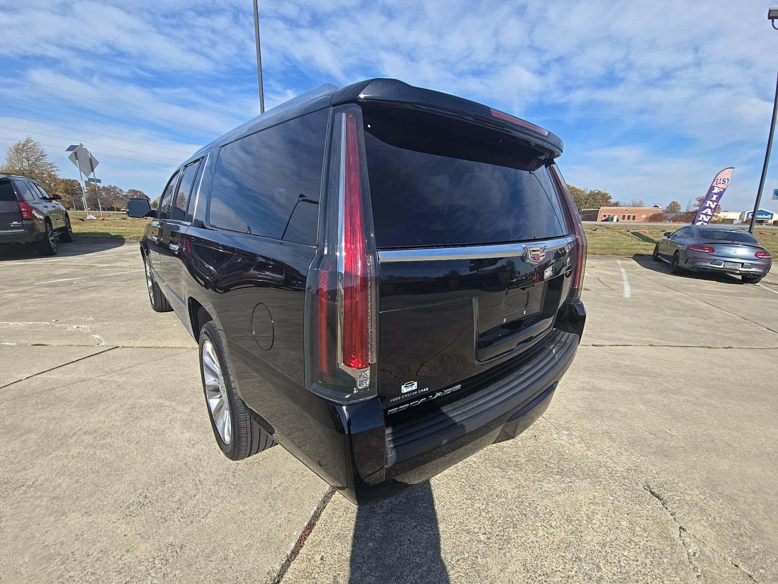 2018 Cadillac Escalade ESV Platinum AWD