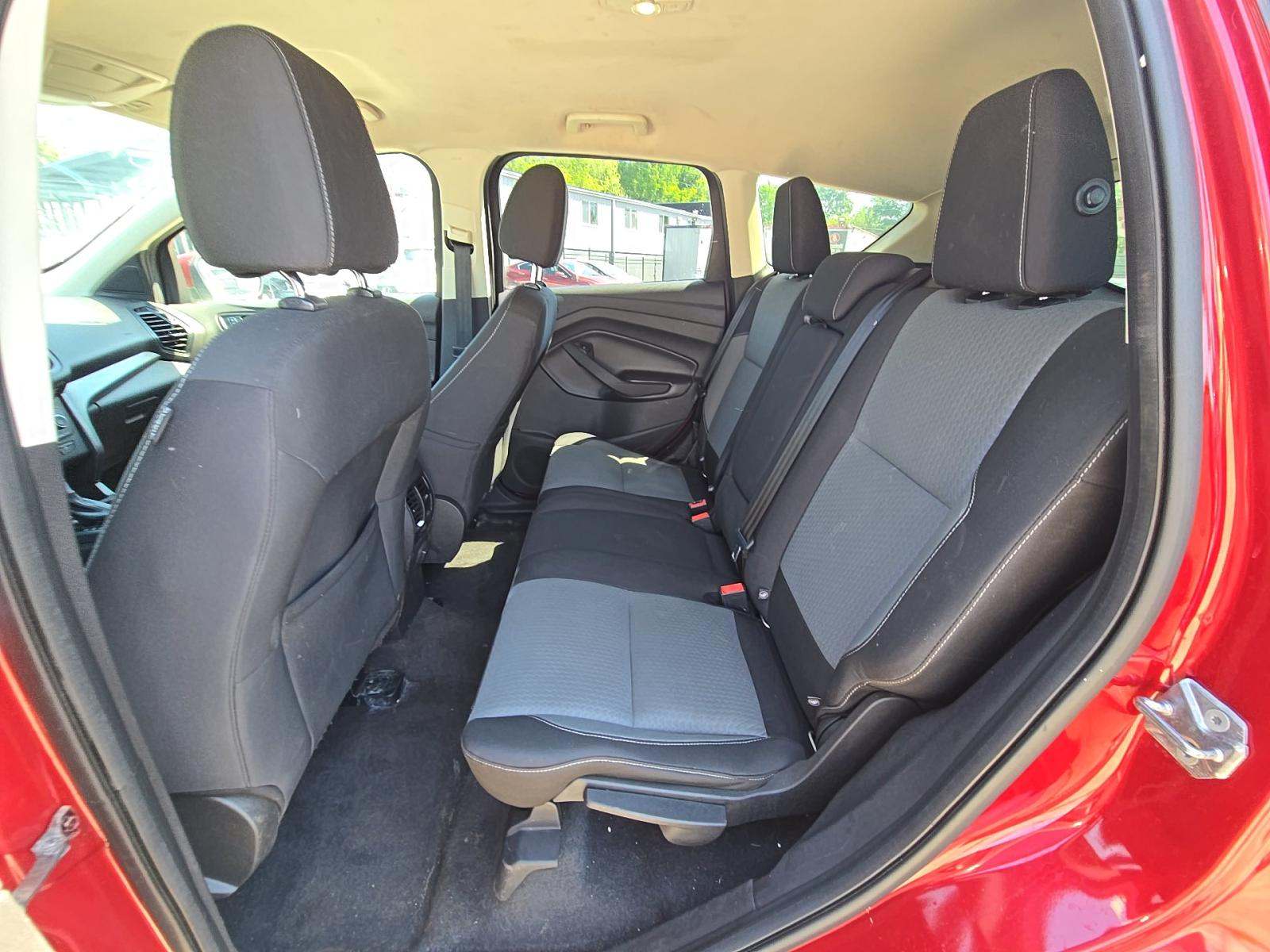 FORD ESCAPE - 9