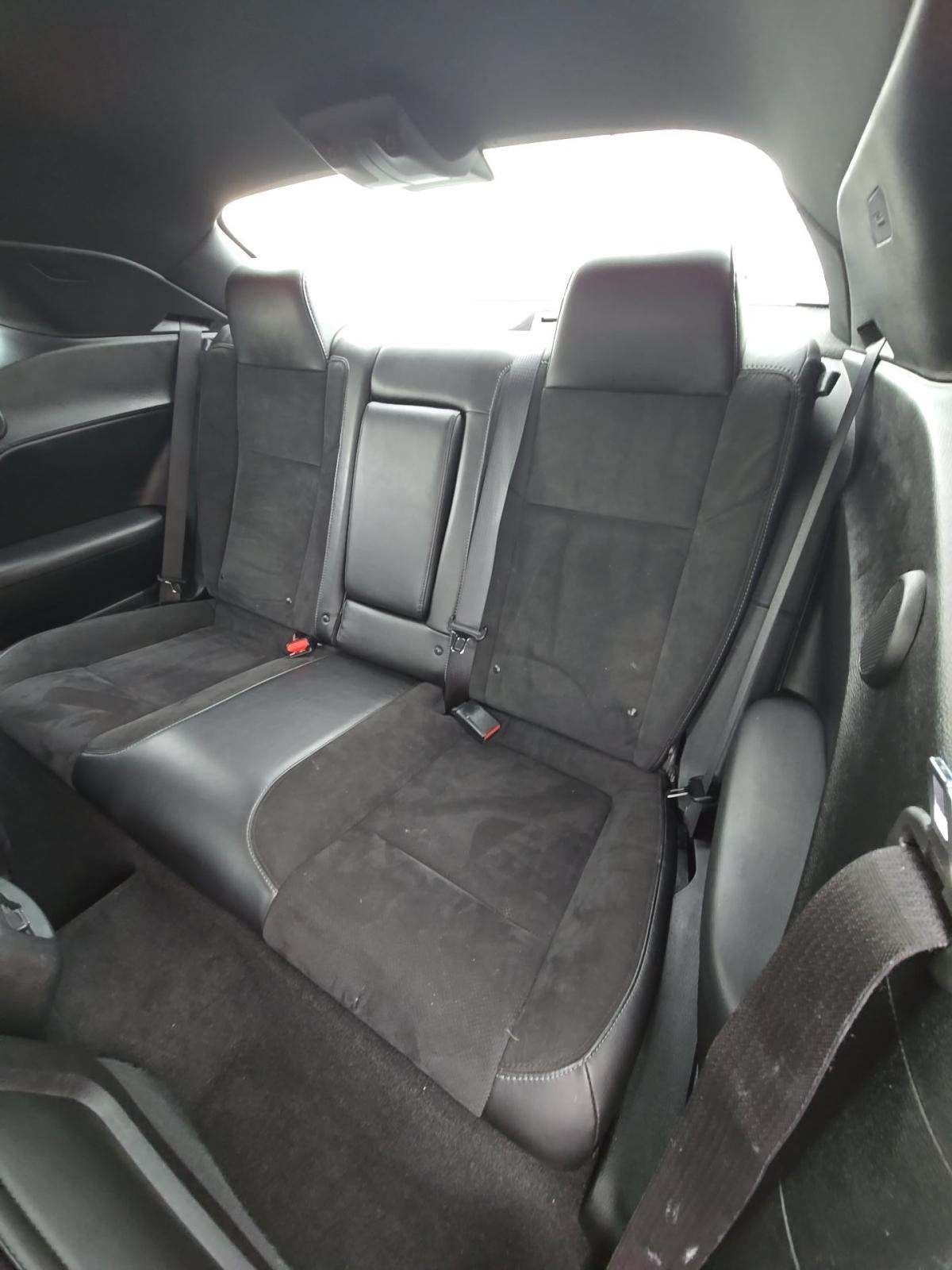 DODGE CHALLENGER - 9