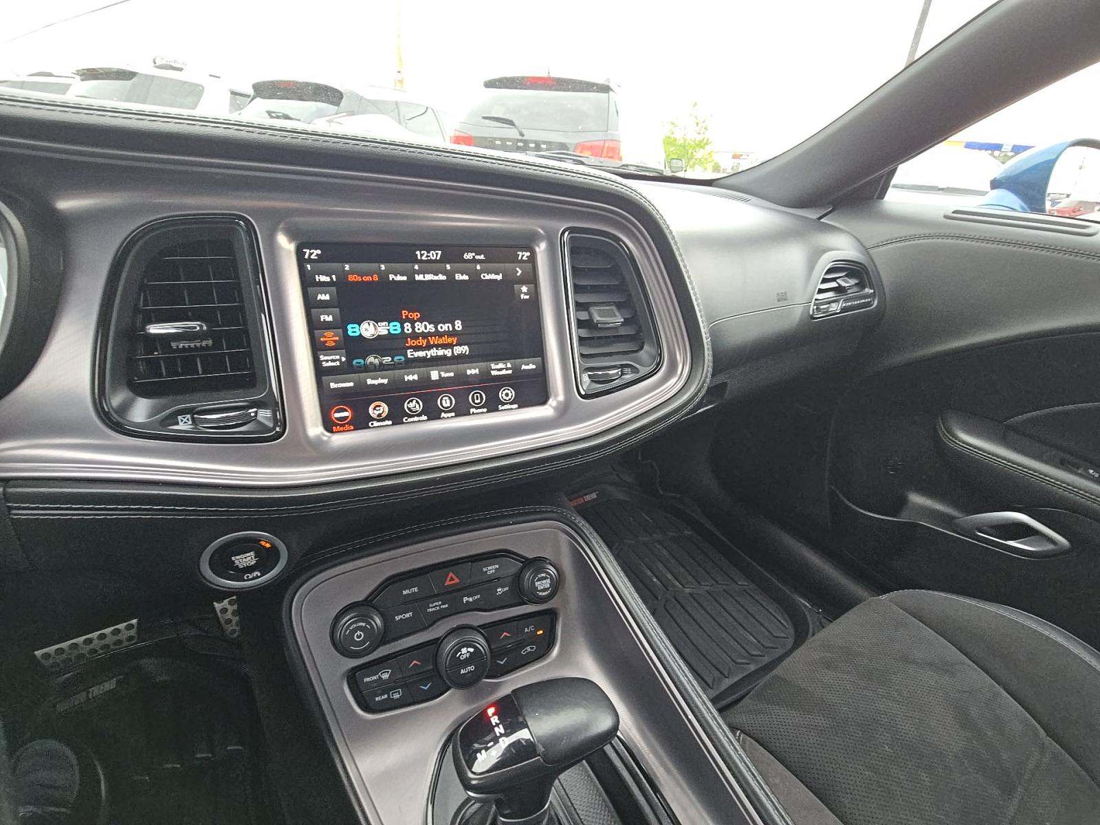 DODGE CHALLENGER - 6