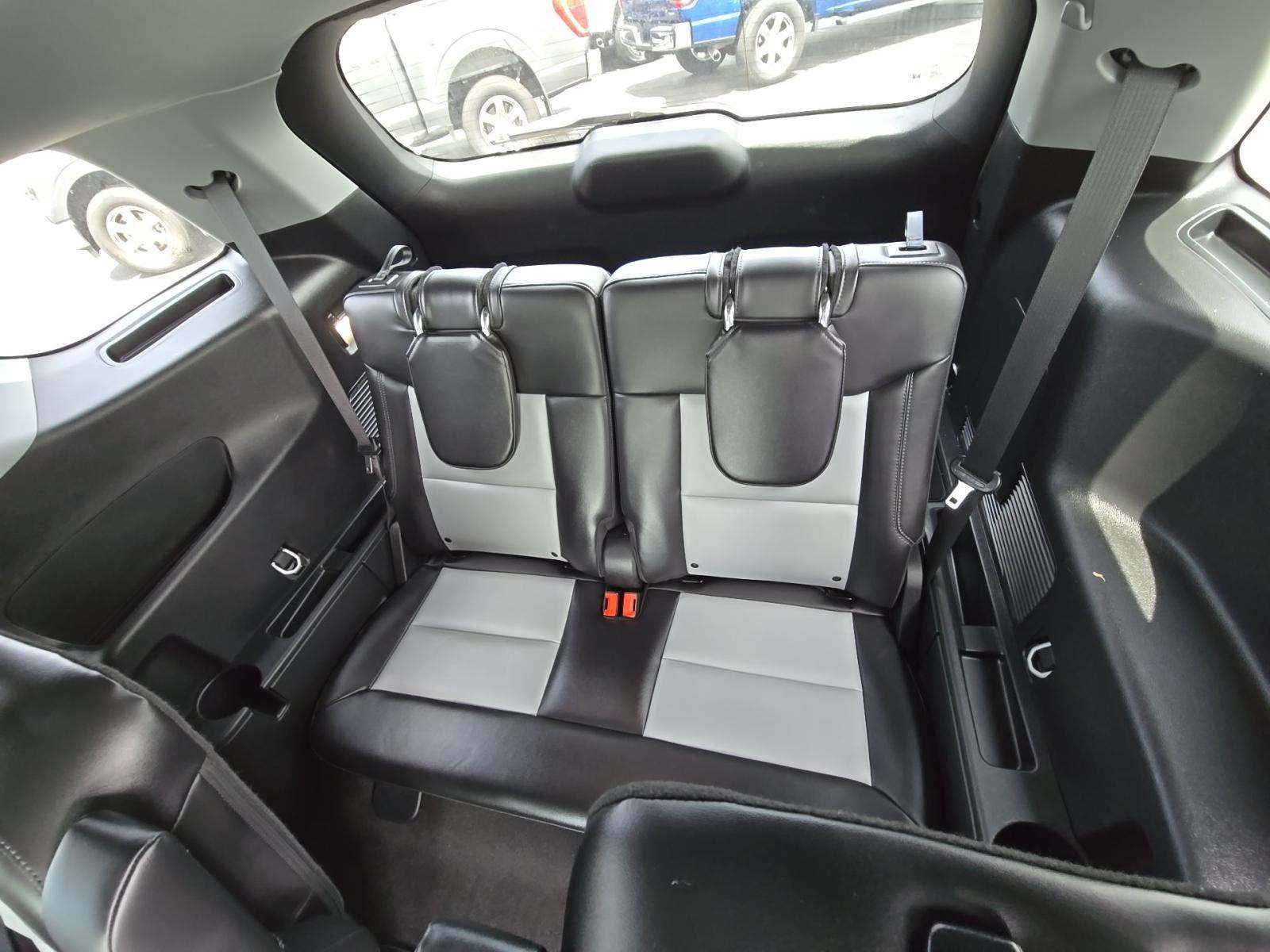 FORD EXPLORER - 10