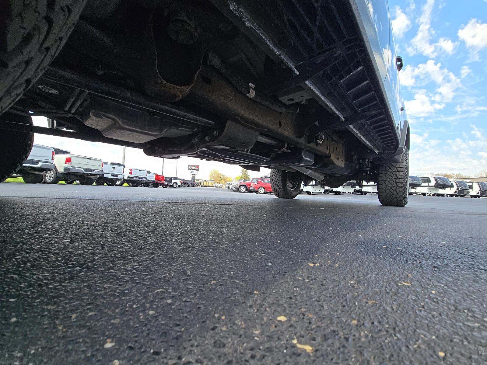 CHEVROLET SILVERADO - 3