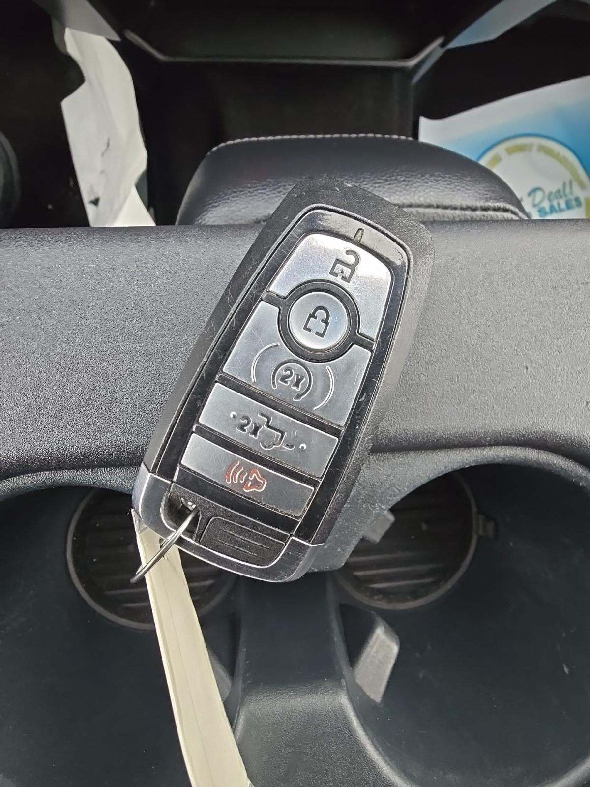 2022 Ford F-150 Lariat AWD