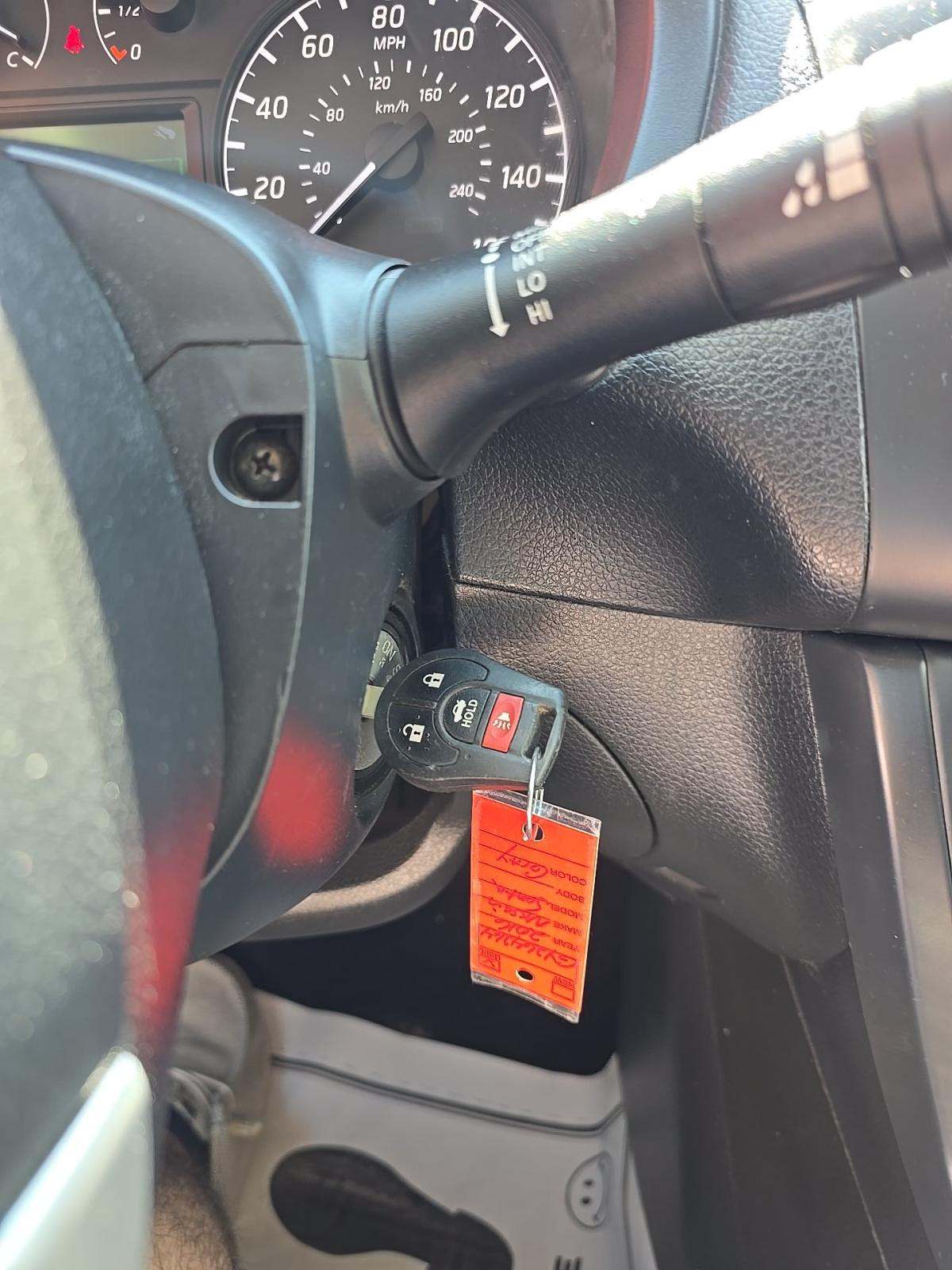NISSAN SENTRA - 4