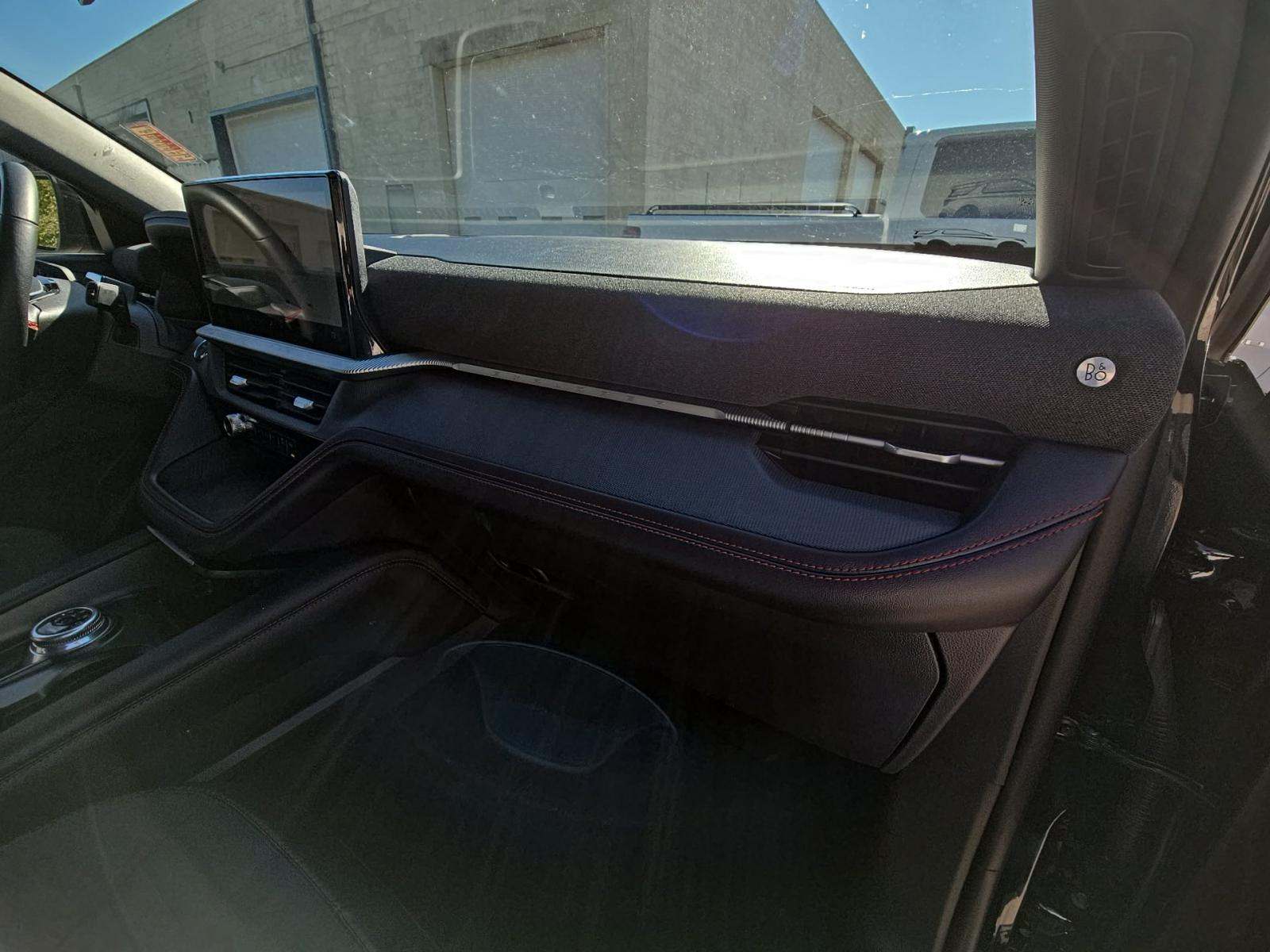 2025 Ford Explorer ST-Line AWD