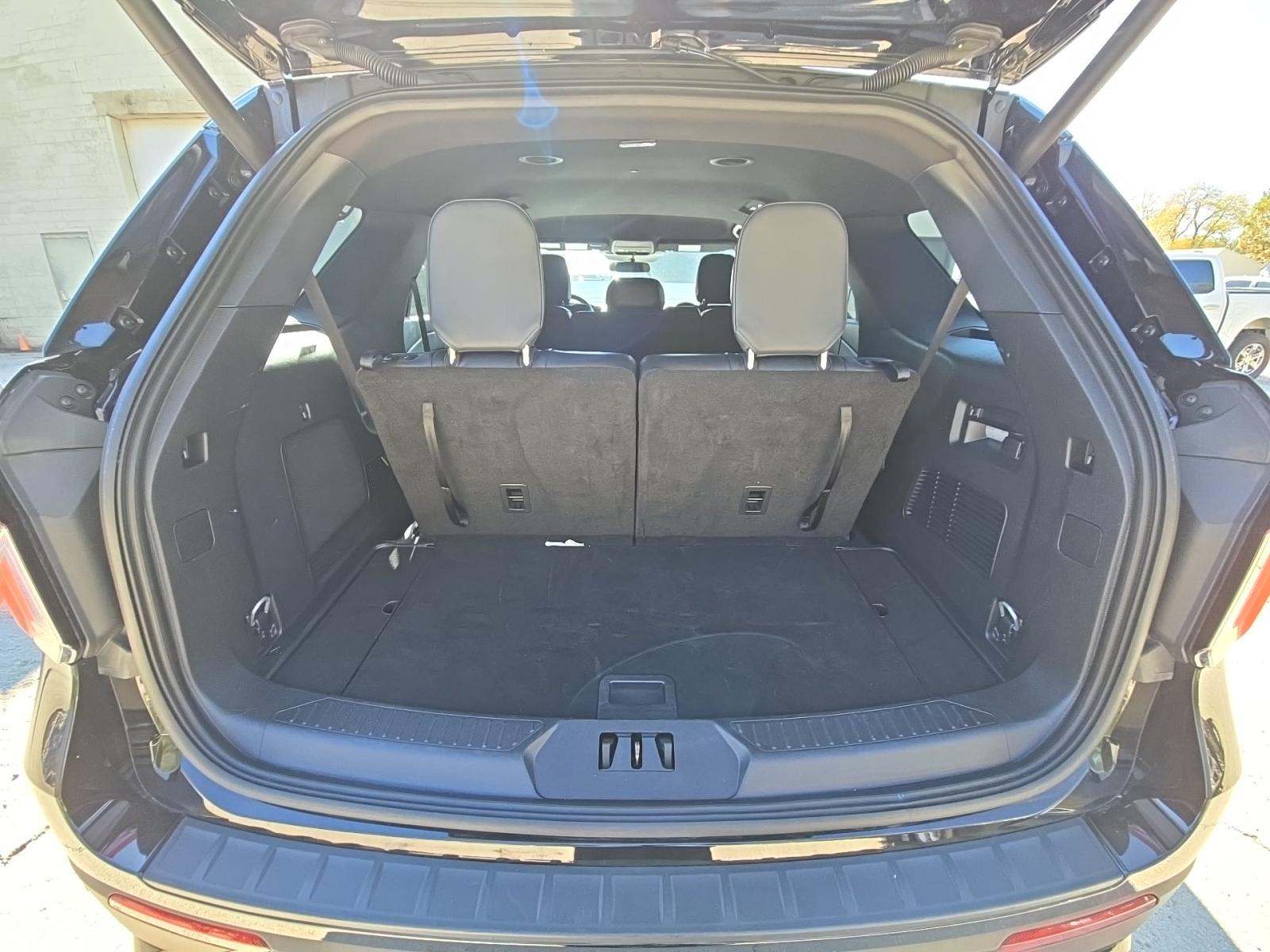 2025 Ford Explorer ST-Line AWD