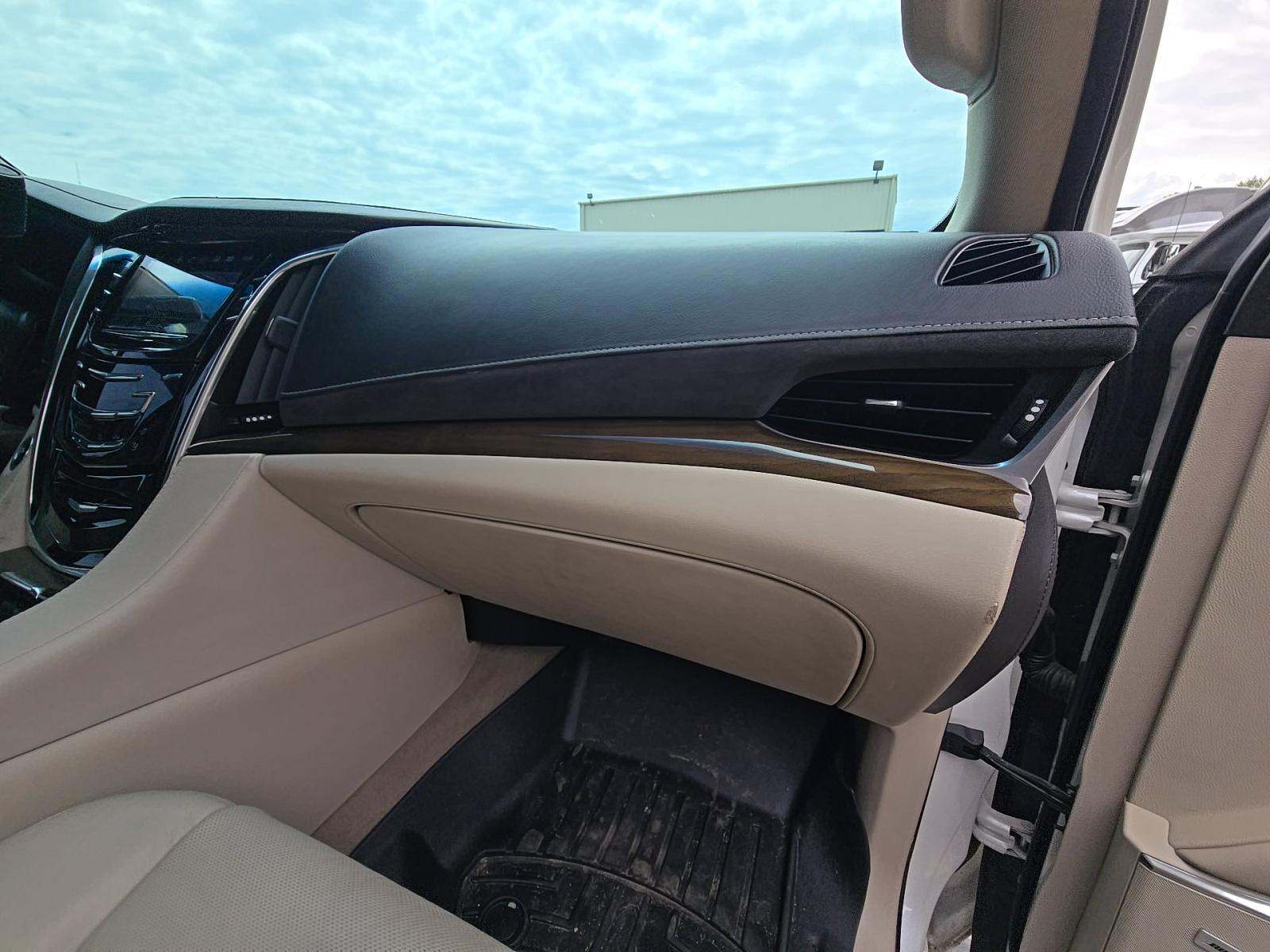 2019 Cadillac Escalade ESV Premium Luxury AWD