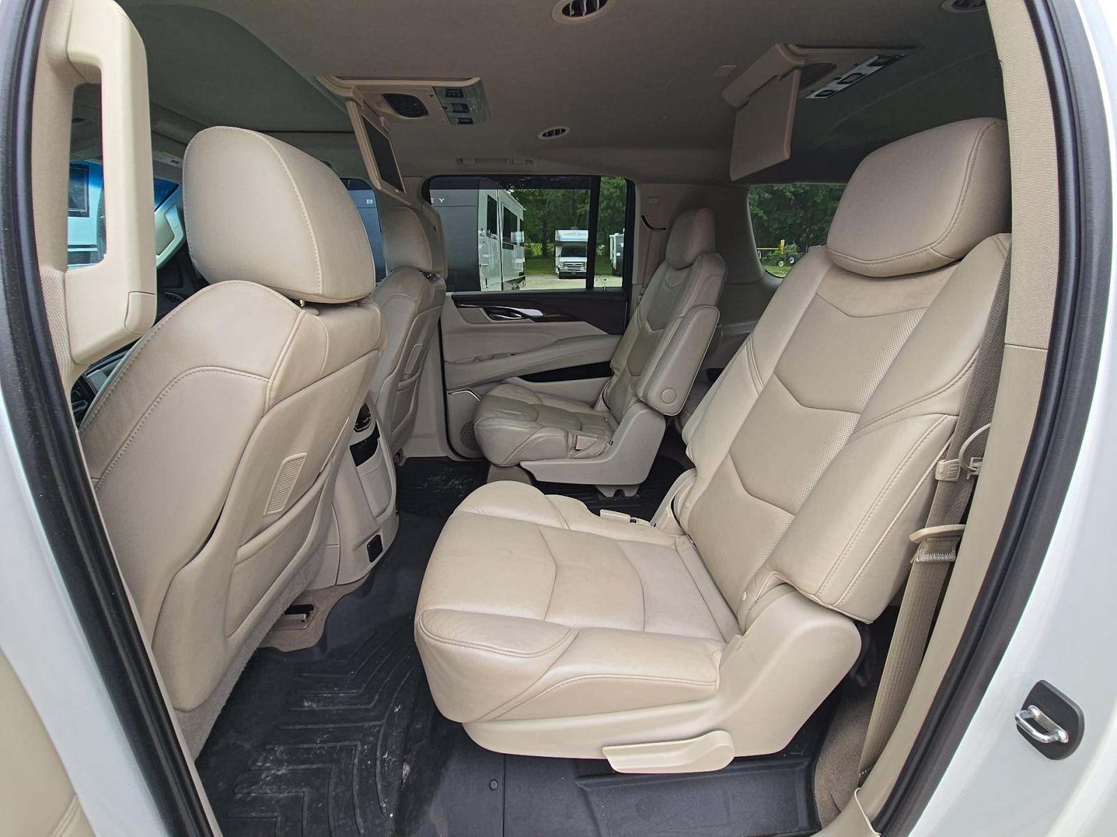 2019 Cadillac Escalade ESV Premium Luxury AWD